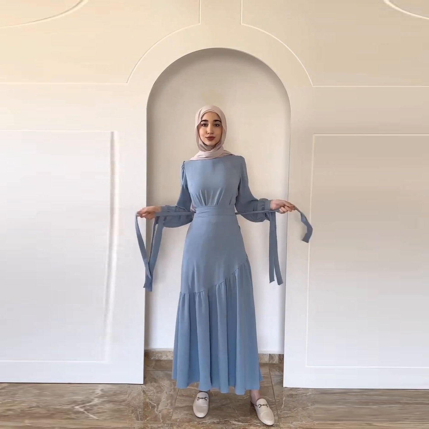 HAYA HAYA0823 2pcs Set Long Sleeved with Lace Up Half Length Dress