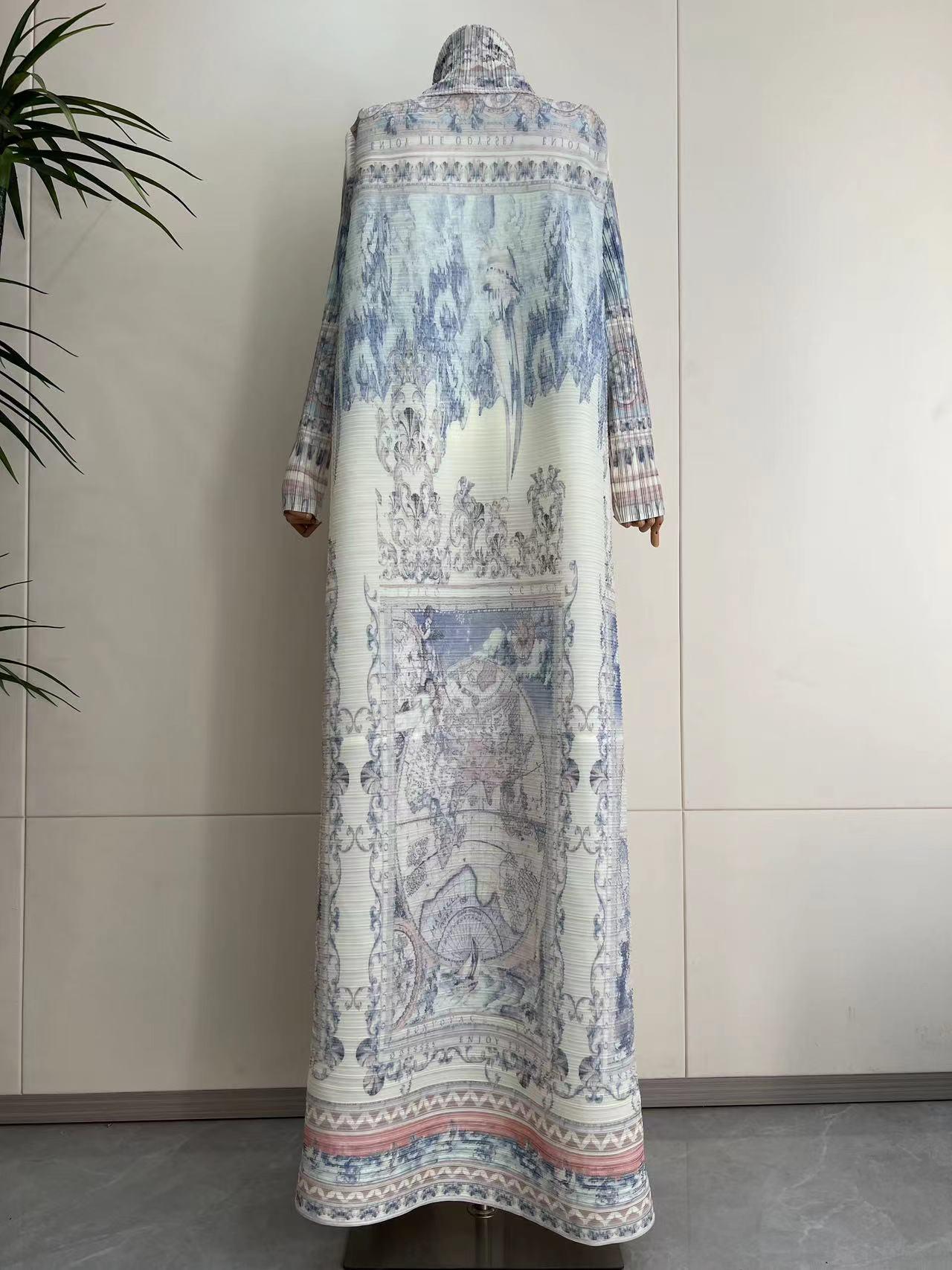 HS5840 Light-colored, All-over Print, Open-front Long Coat