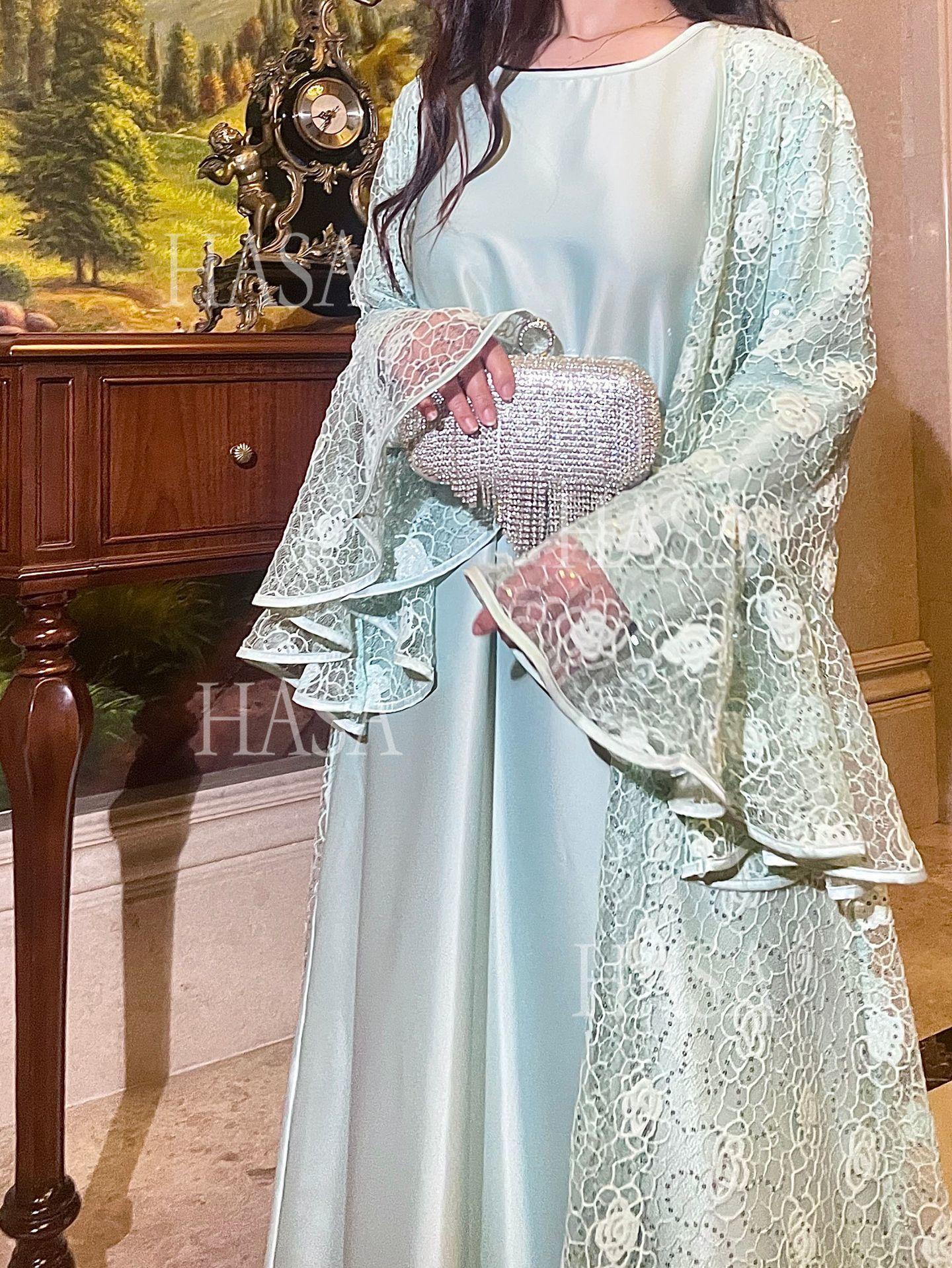 HA6488 Two-piece long dress with flared sleeves and lace sequined cape