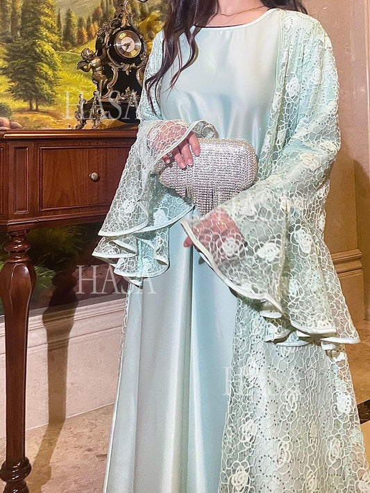 HA6488 Two-piece long dress with flared sleeves and lace sequined cape