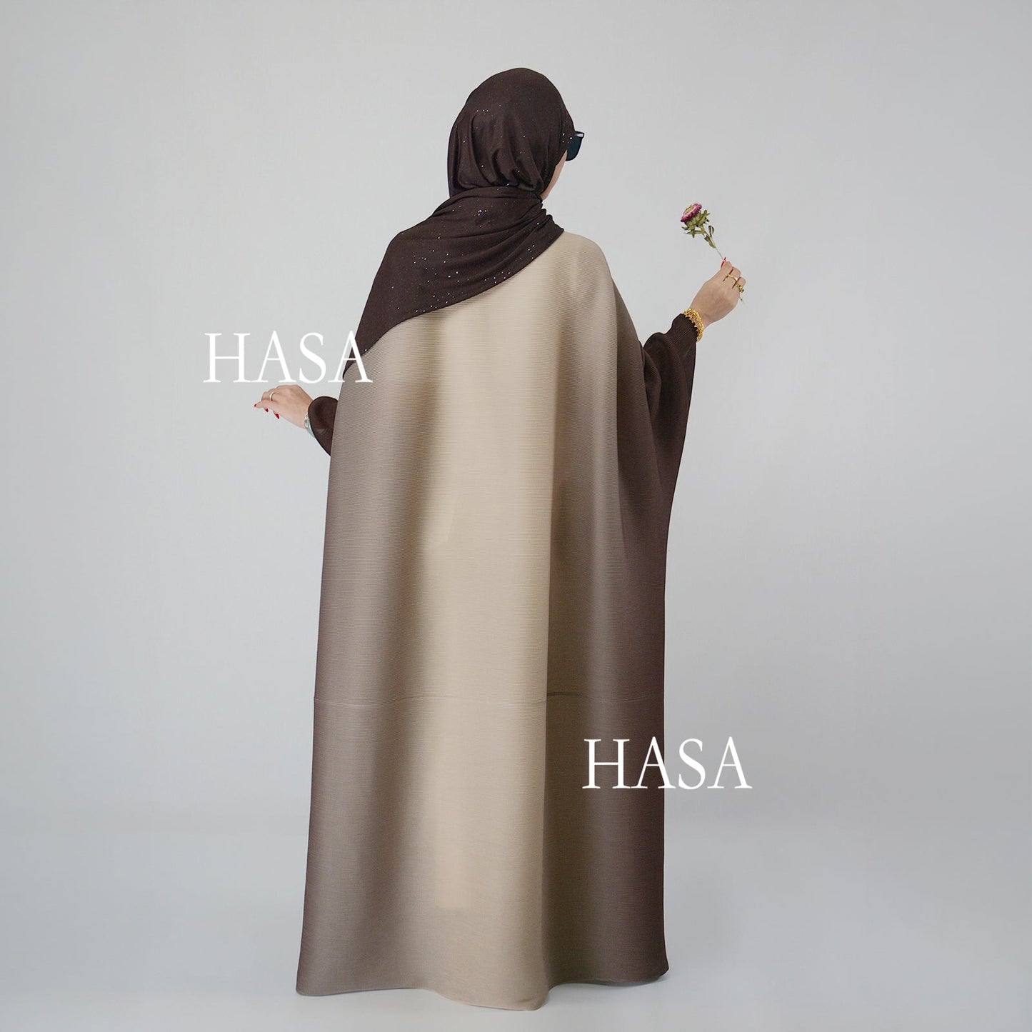 HAYA SHOP 1245 Ombré Abaya Loose Fashion Robe with Pleated Patchwork Detailing
