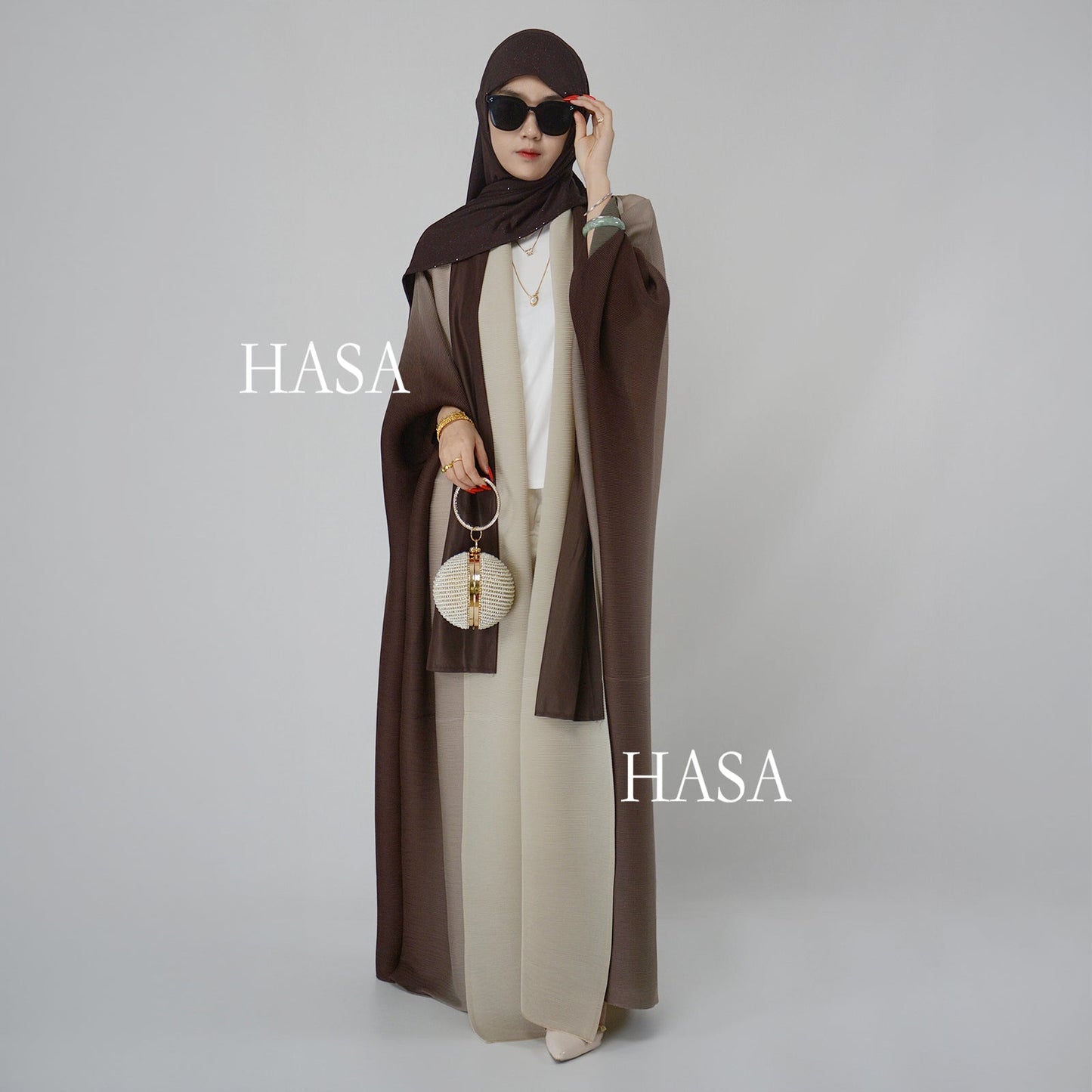 HAYA SHOP 1245 Ombré Abaya Loose Fashion Robe with Pleated Patchwork Detailing