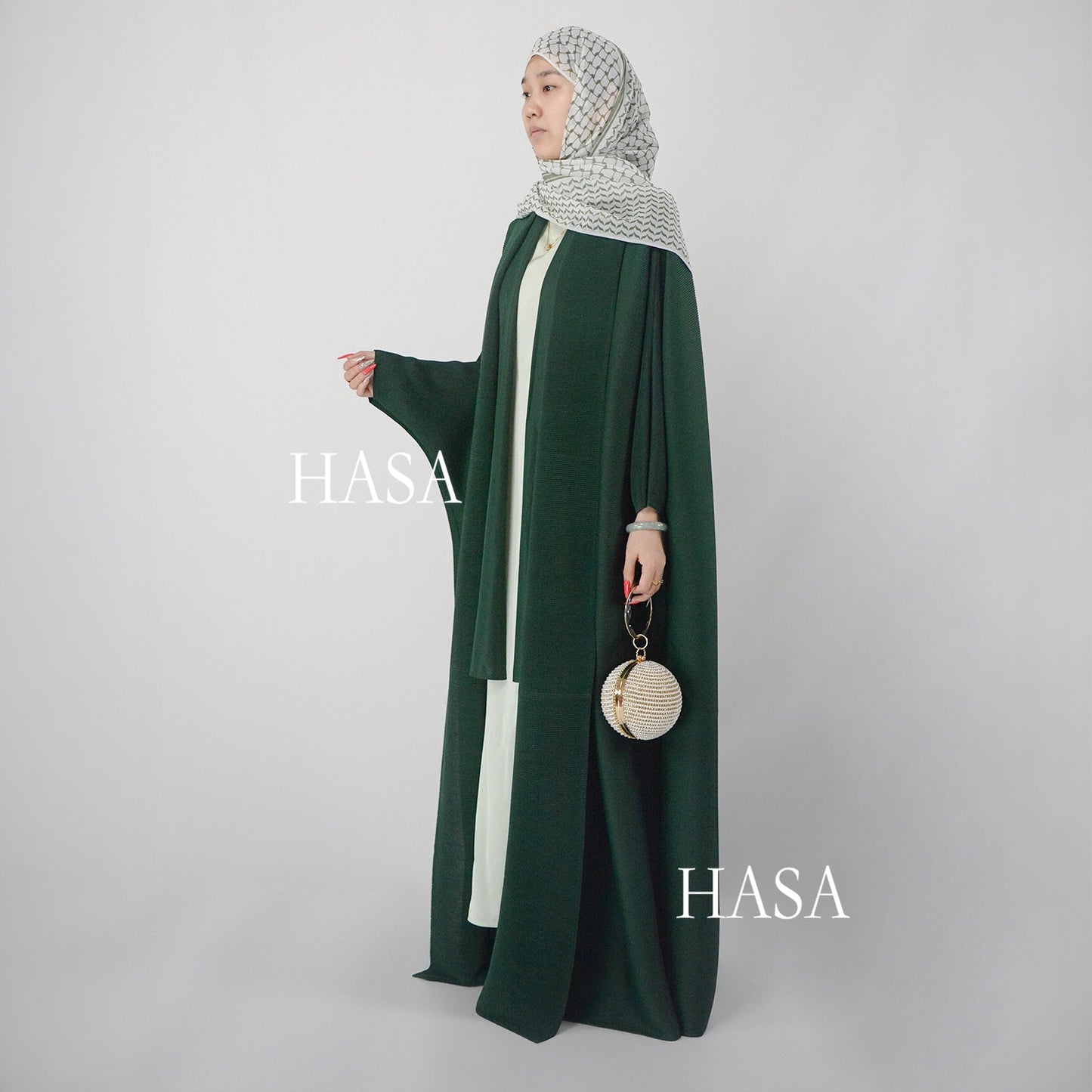 HAYA SHOP 1245 Ombré Abaya Loose Fashion Robe with Pleated Patchwork Detailing
