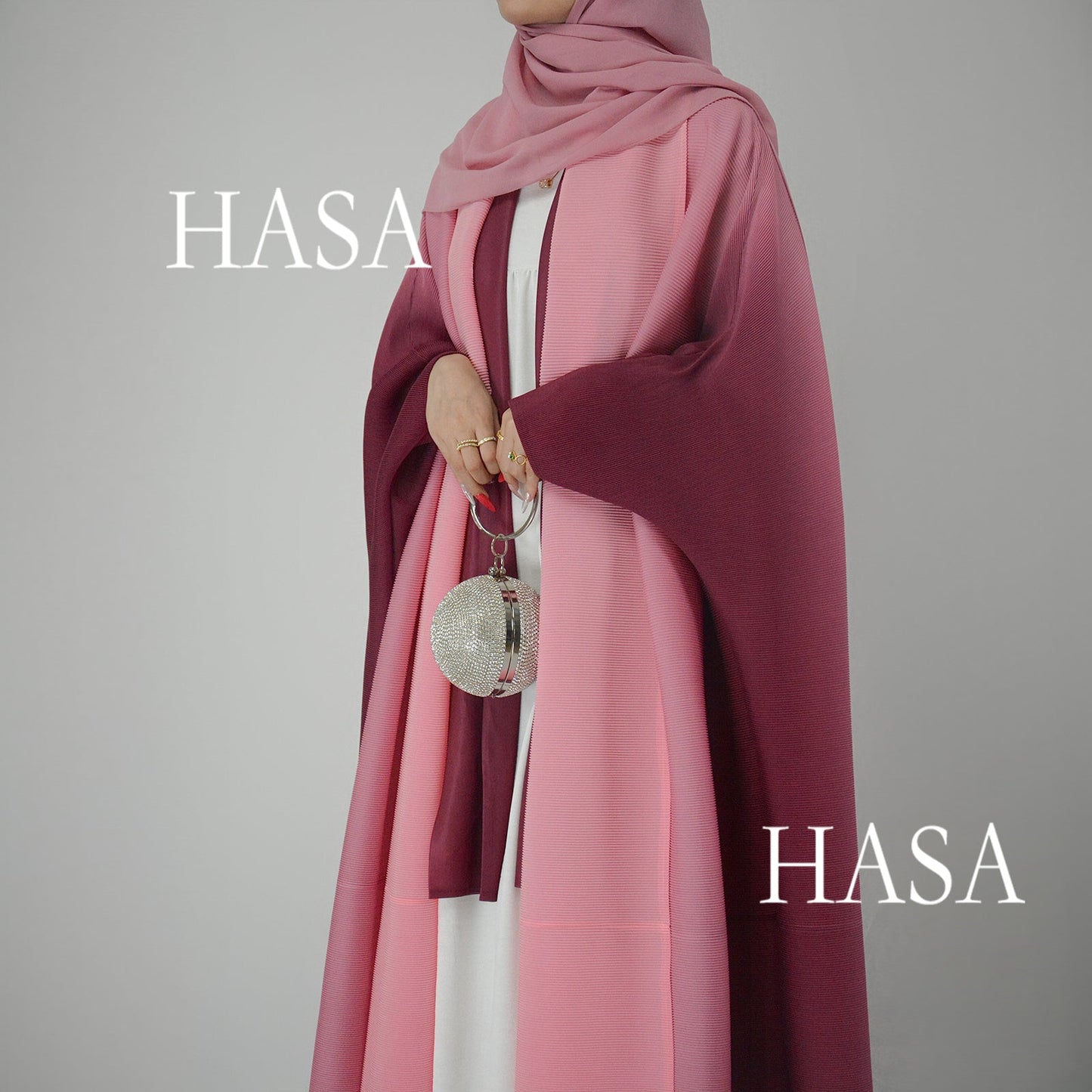 HASA HA1245 عباءة عصرية فضفاضة بتفاصيل رقع مطوية