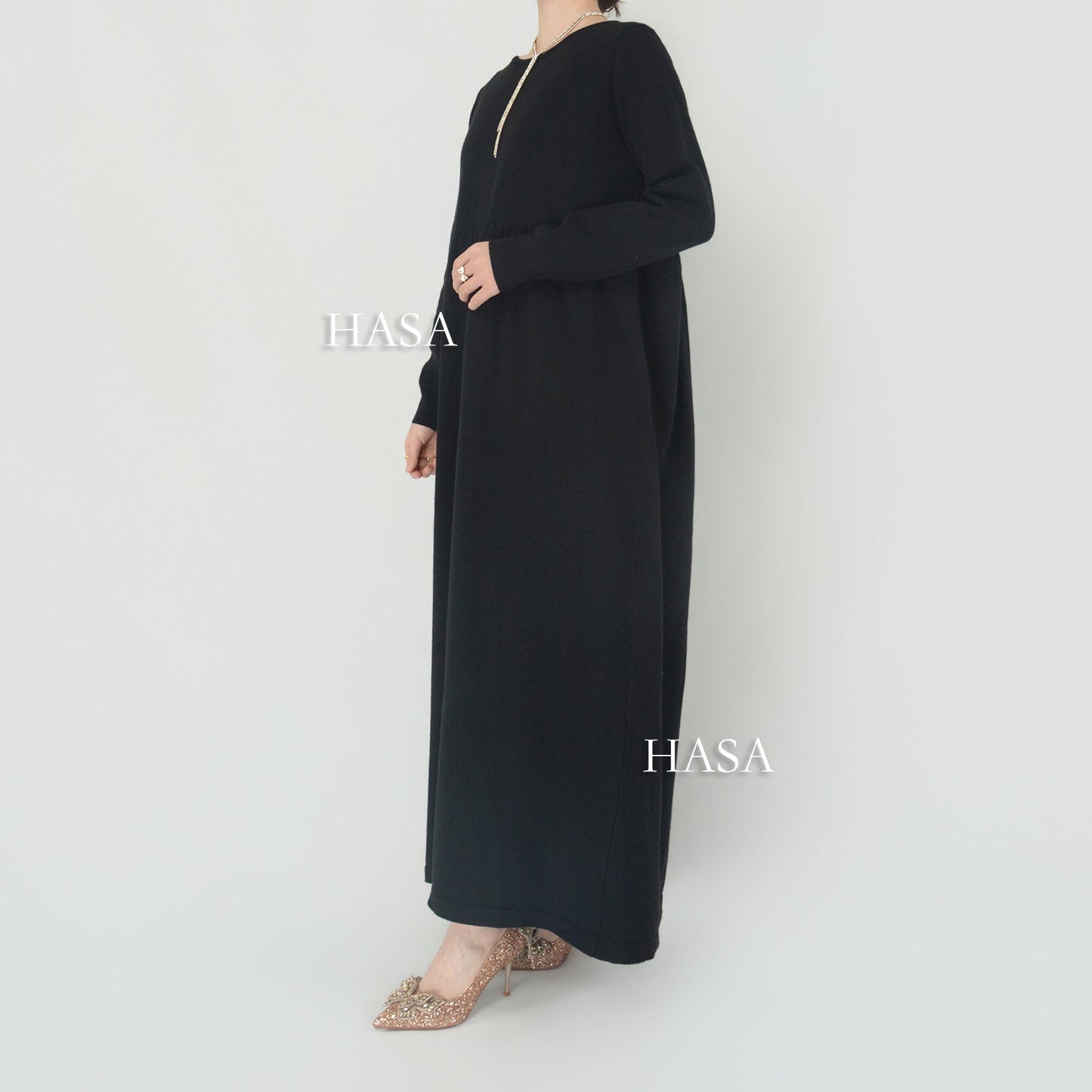 HAYA0116 Solid colour knitted long dress in Loose fitting waist