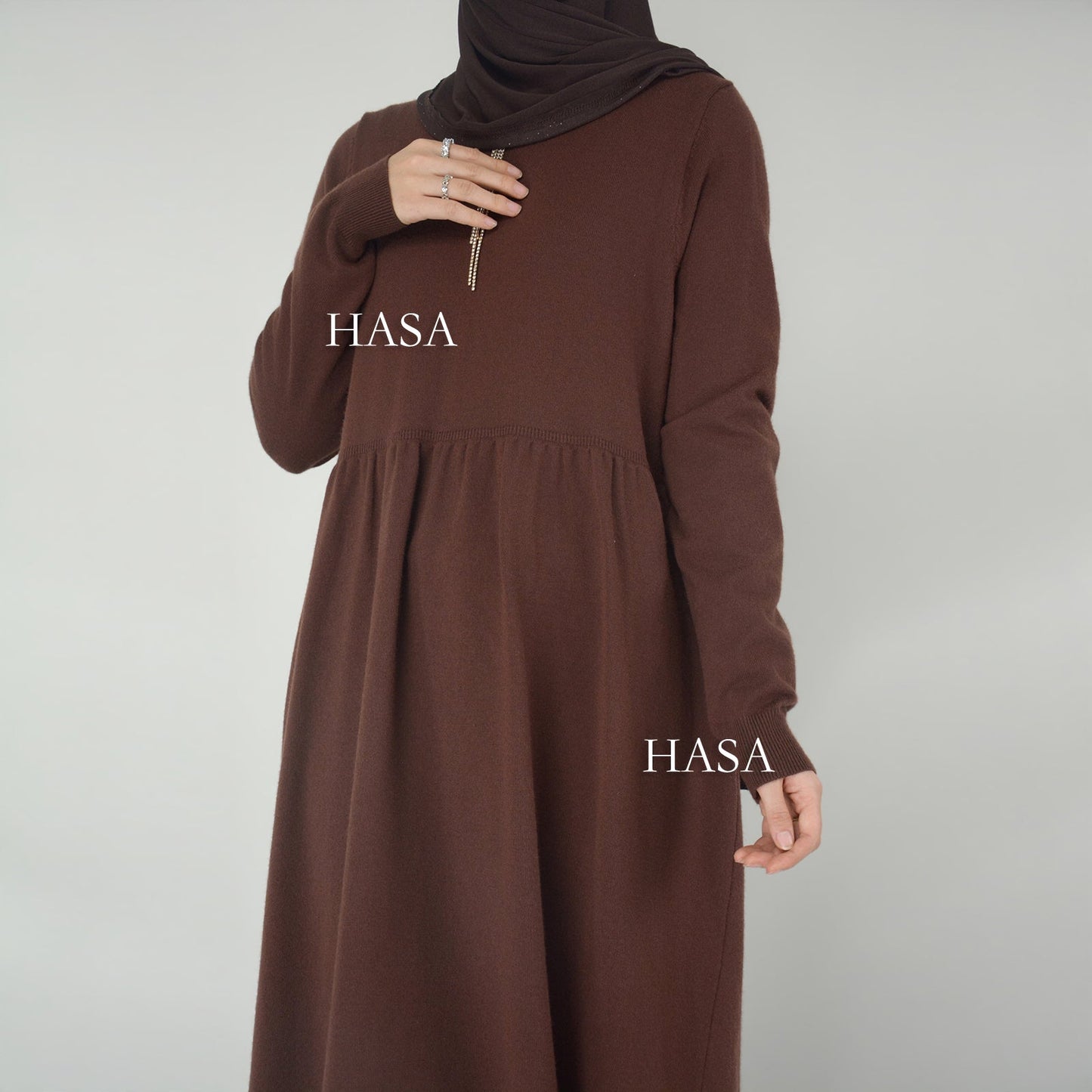 HAYA0116 Solid colour knitted long dress in Loose fitting waist