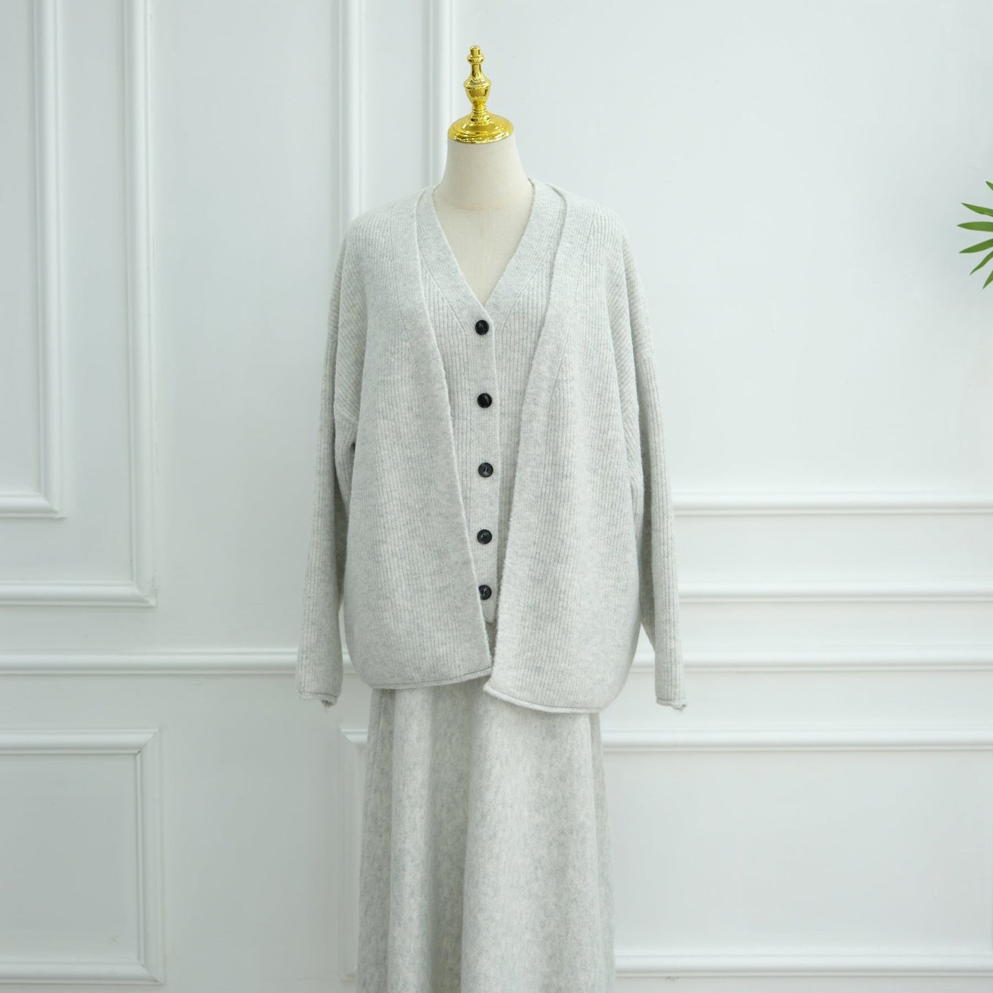 HA6596 Autumn and winter thickened knitted three-piece suit (excluding headscarf) vest + cardigan + skirt