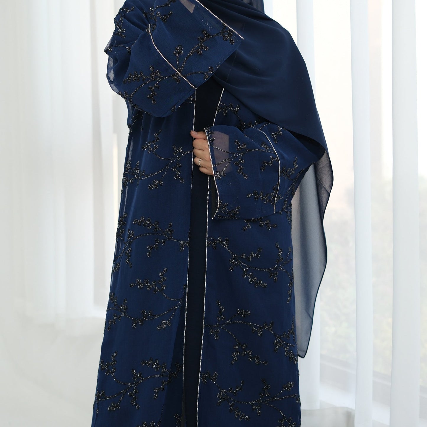 HA6623 Full-body embroidered long cardigan (optional inner layer)