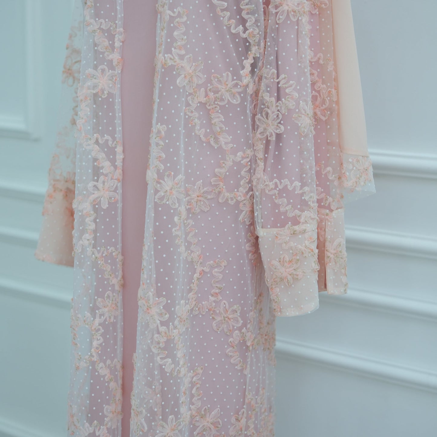 HA6622 3D flower mesh cardigan (optional headscarf and inner layer)