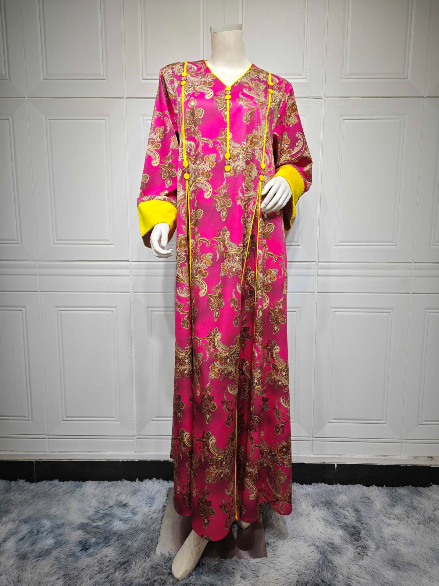 HA6647 Mesh-paneled embroidered robe; elegant three-dimensional embroidered dress