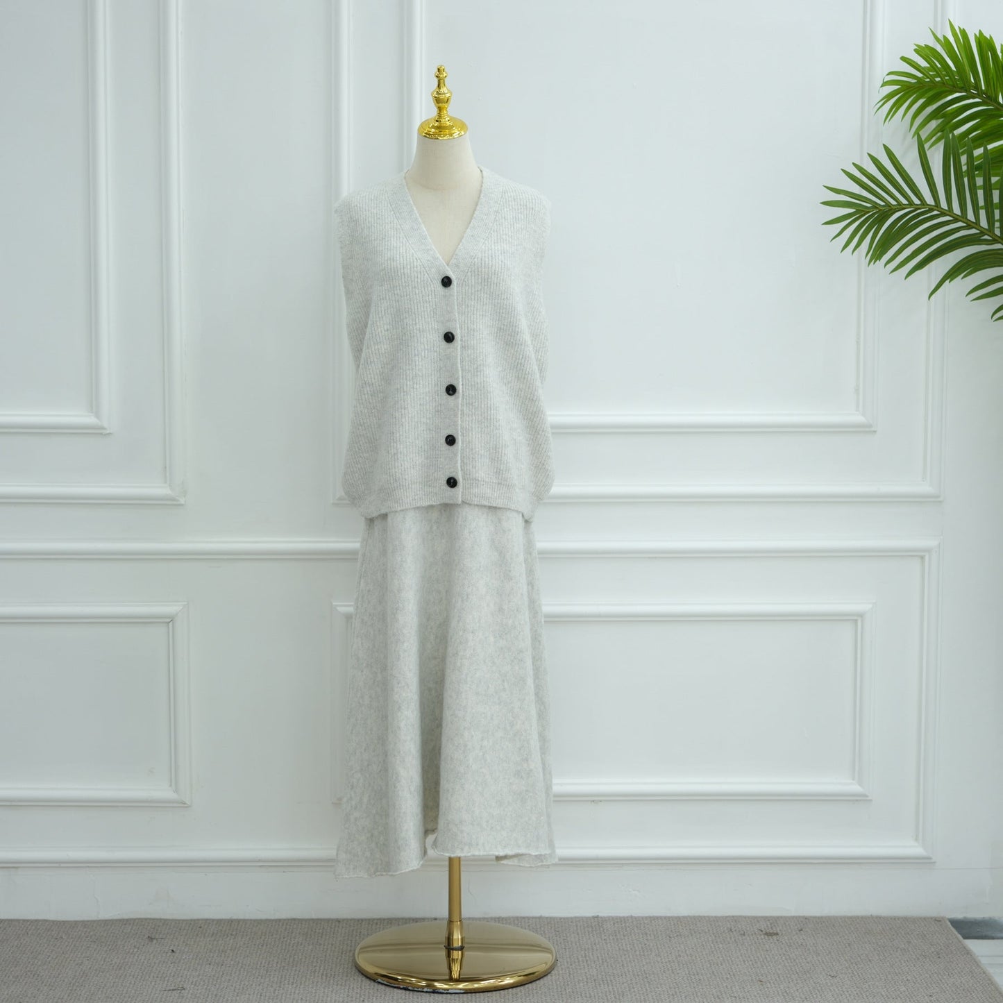 HA6596 Autumn and winter thickened knitted three-piece suit (excluding headscarf) vest + cardigan + skirt