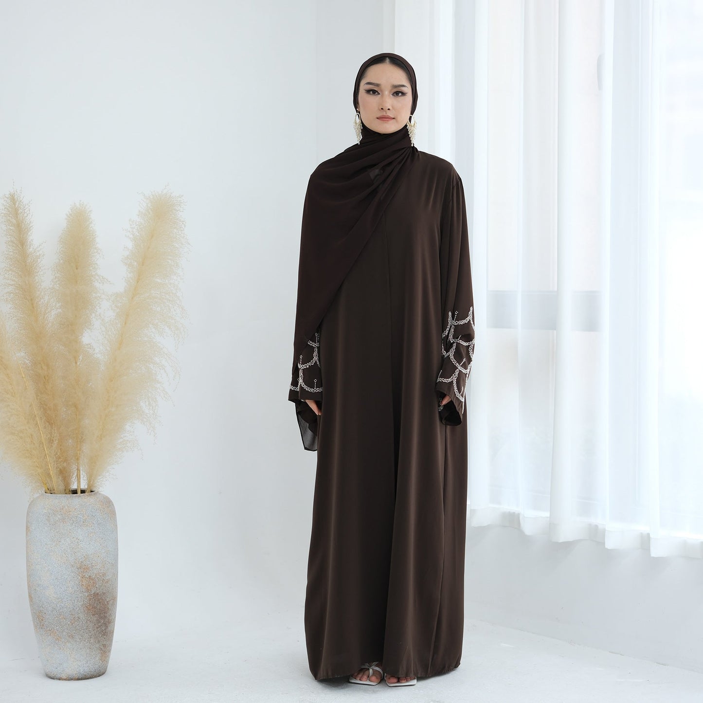 HA6608 Solid Color Hand-beaded Long Cardigan (headscarf Not Included)
