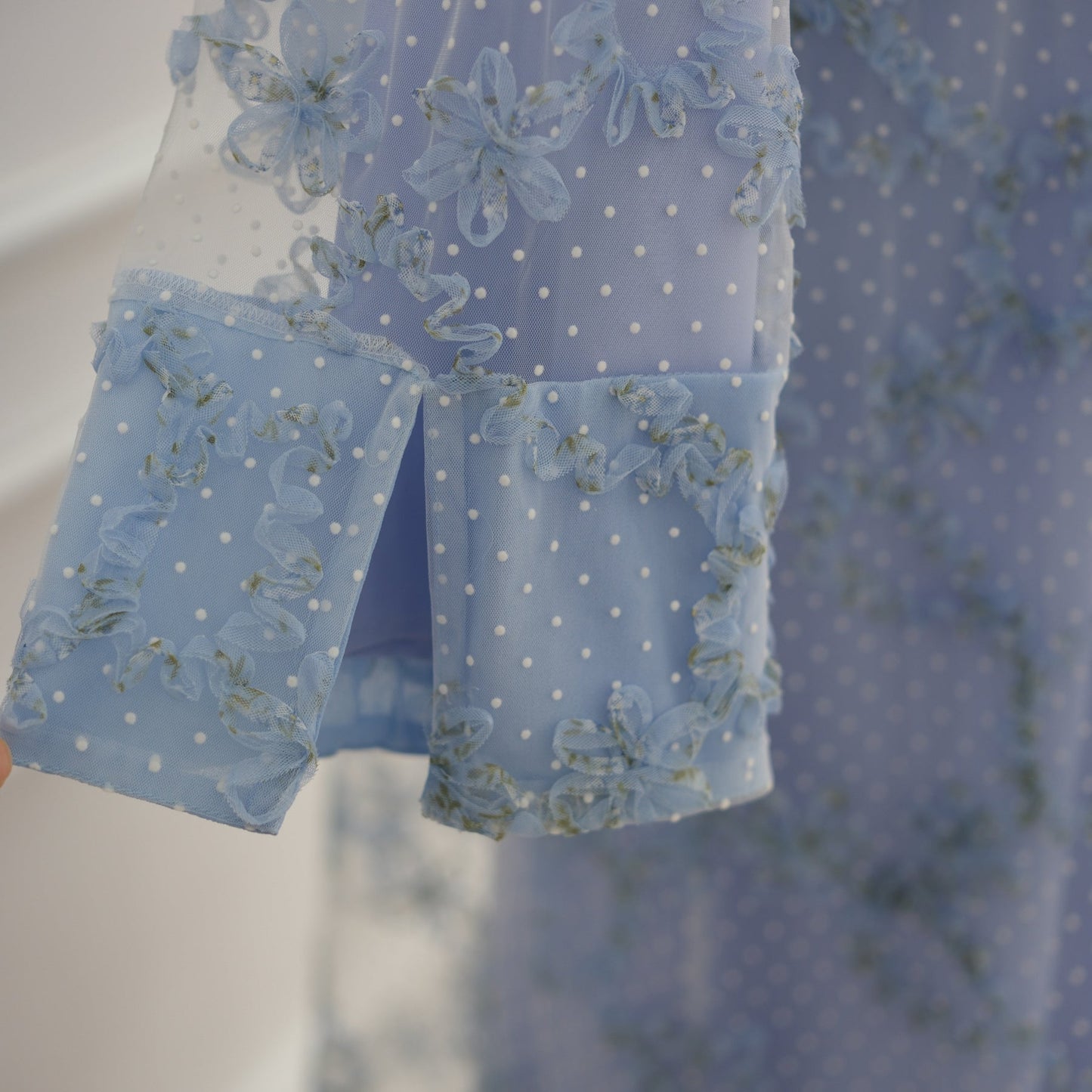 HA6622 3D flower mesh cardigan (optional headscarf and inner layer)