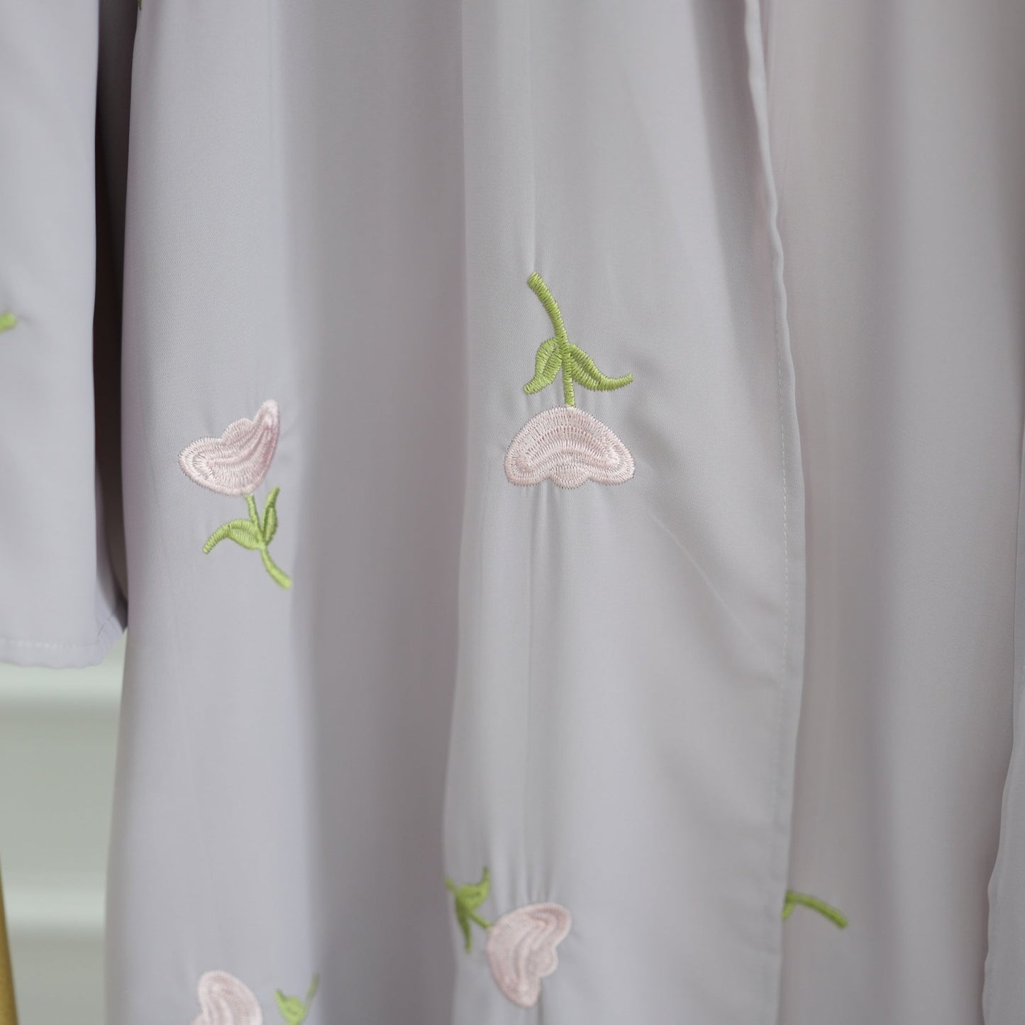 HA6631 Long cardigan with floral embroidery (headscarf optional)