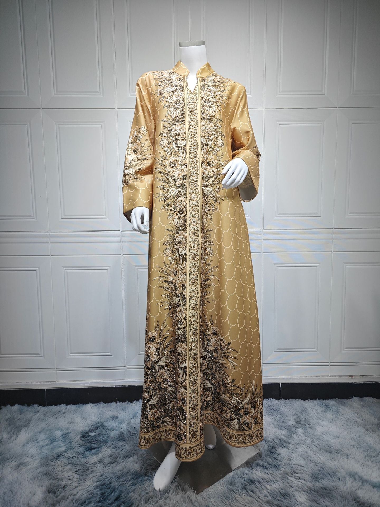 HA6654 Rhinestone-embroidered Long Robe Dress with Elegant Three-dimensional Pattern Design