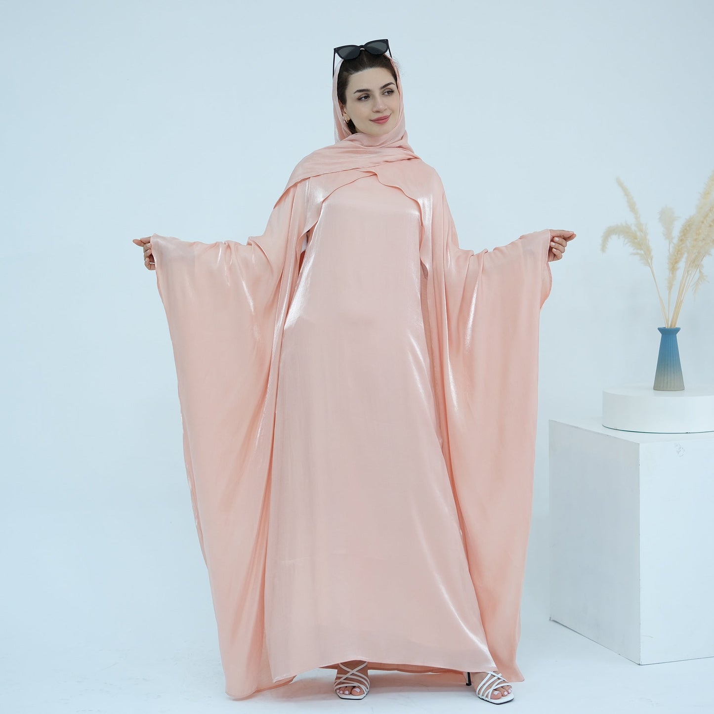 HA6584 Solid Color Beaded Loose Elegant Robe Dress