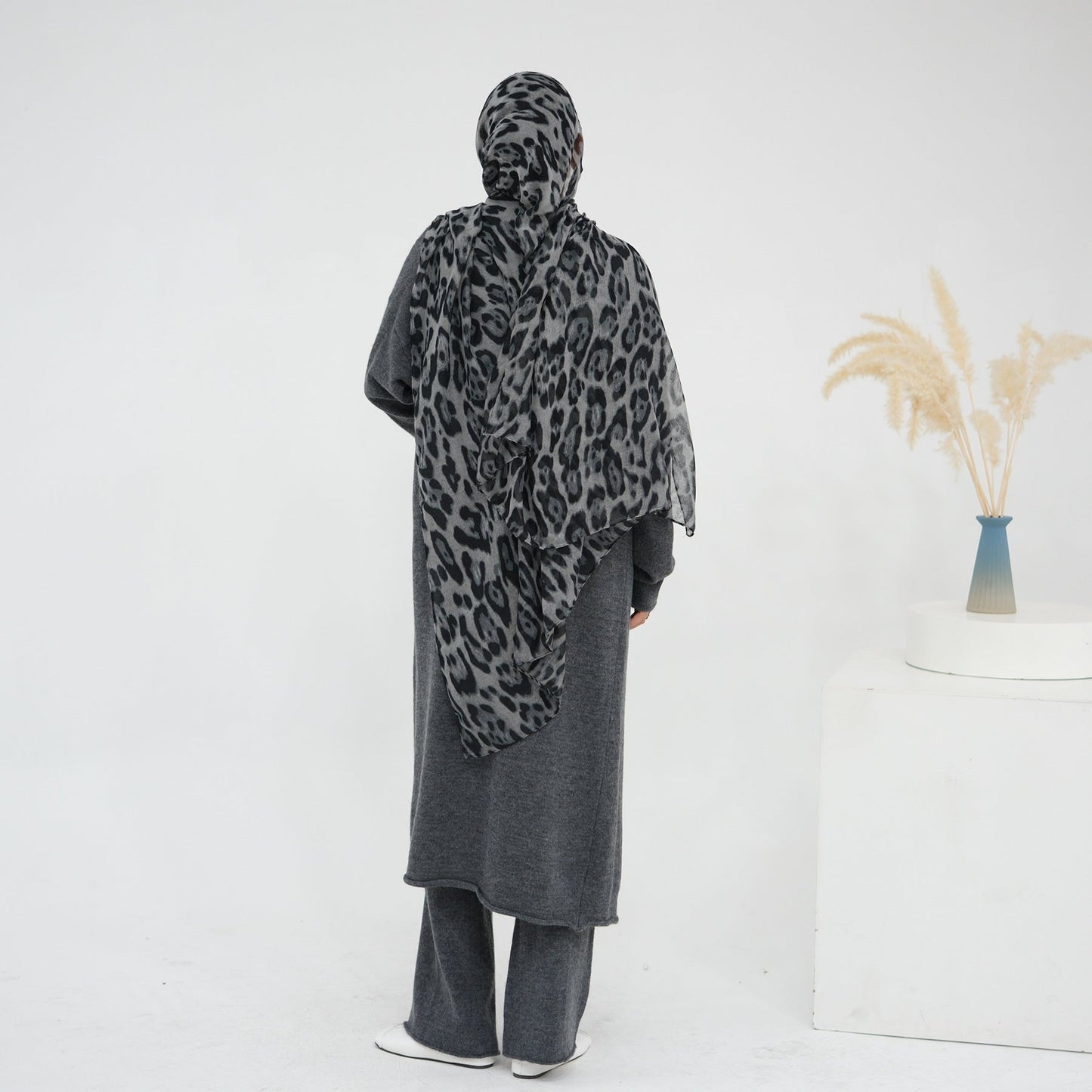 HA6603 Thickened knitted three-piece long coat set (with optional headscarf)