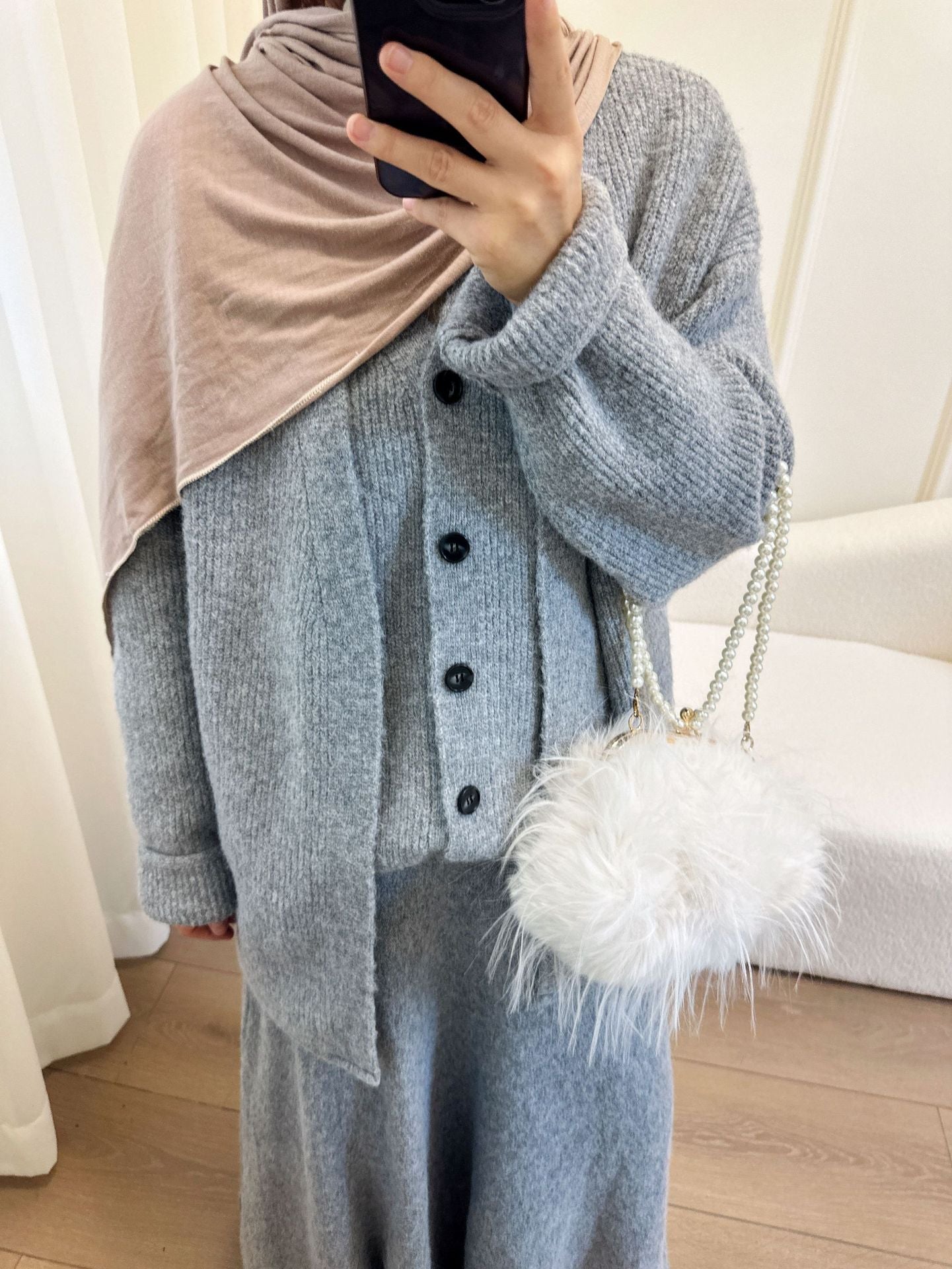 HA6596 Autumn and winter thickened knitted three-piece suit (excluding headscarf) vest + cardigan + skirt
