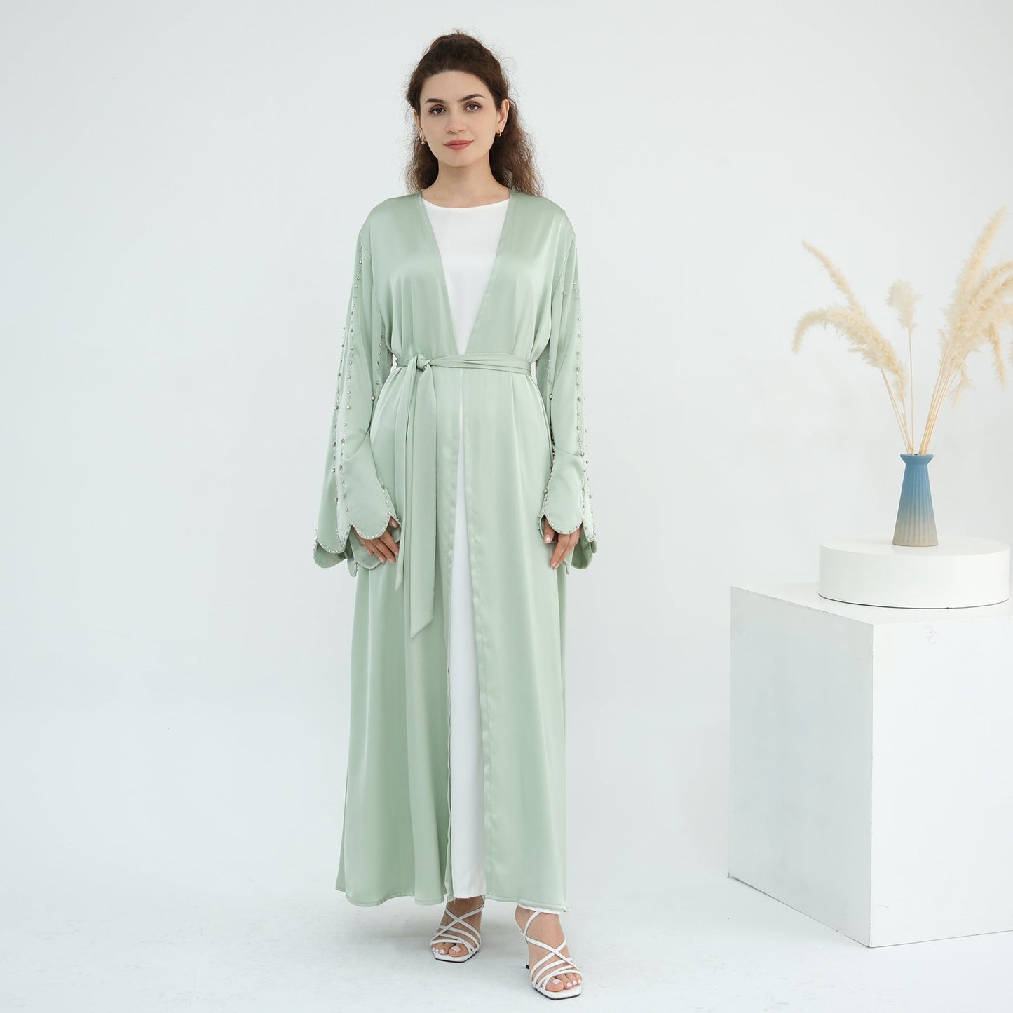 HA6602 Fully hand-beaded long cardigan jacket (headscarf not included)
