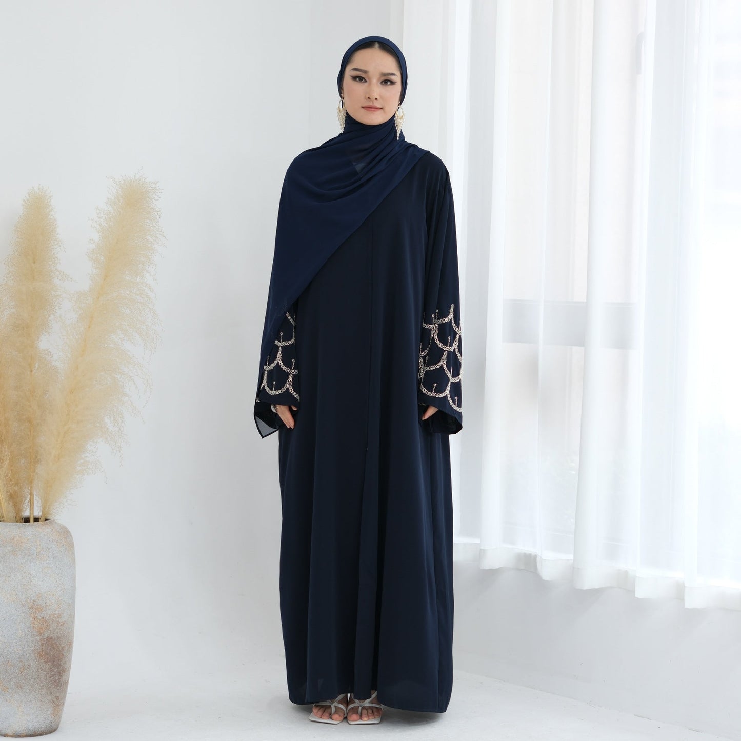 HA6608 Solid Color Hand-beaded Long Cardigan (headscarf Not Included)