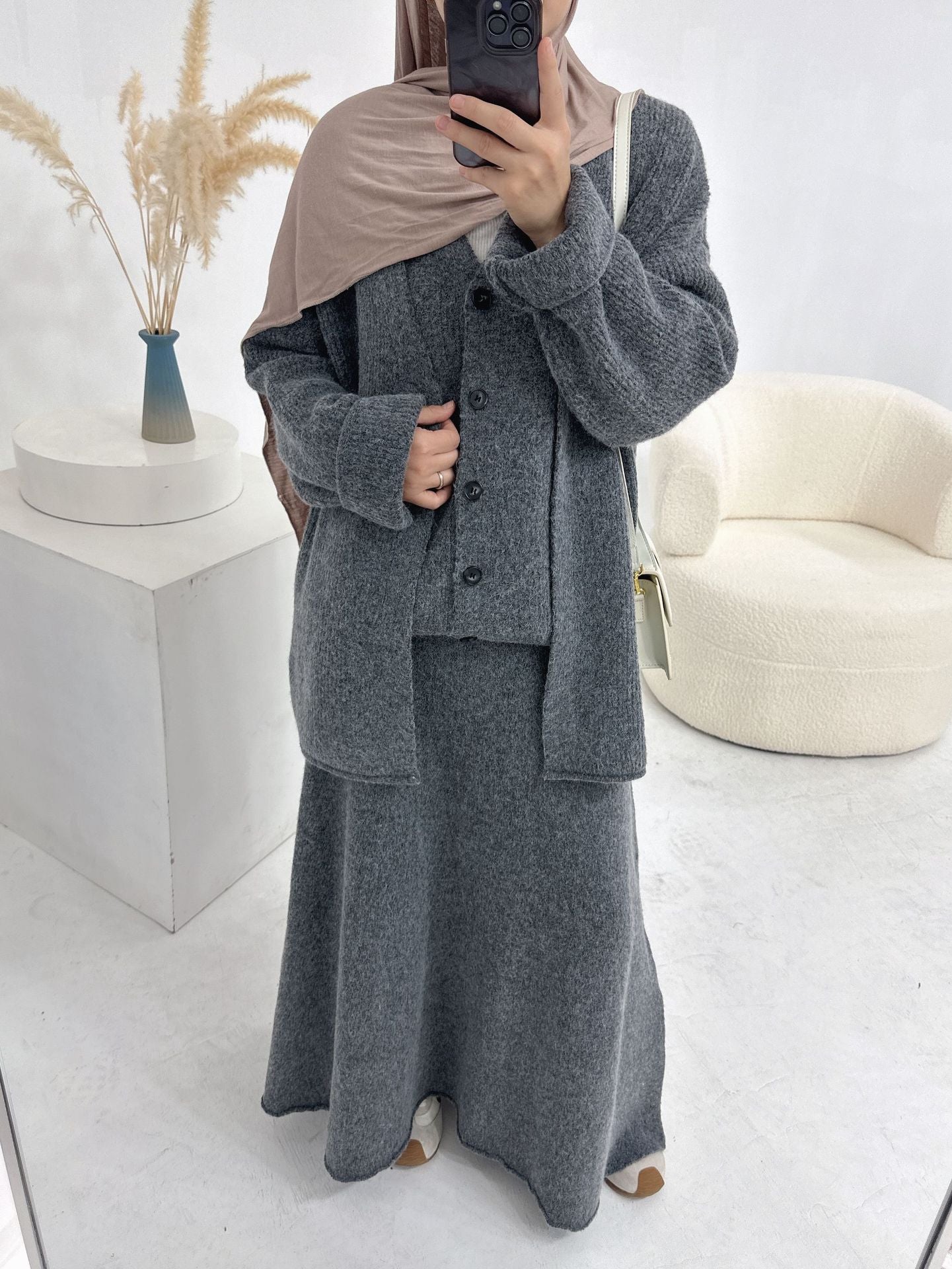 HA6596 Autumn and winter thickened knitted three-piece suit (excluding headscarf) vest + cardigan + skirt