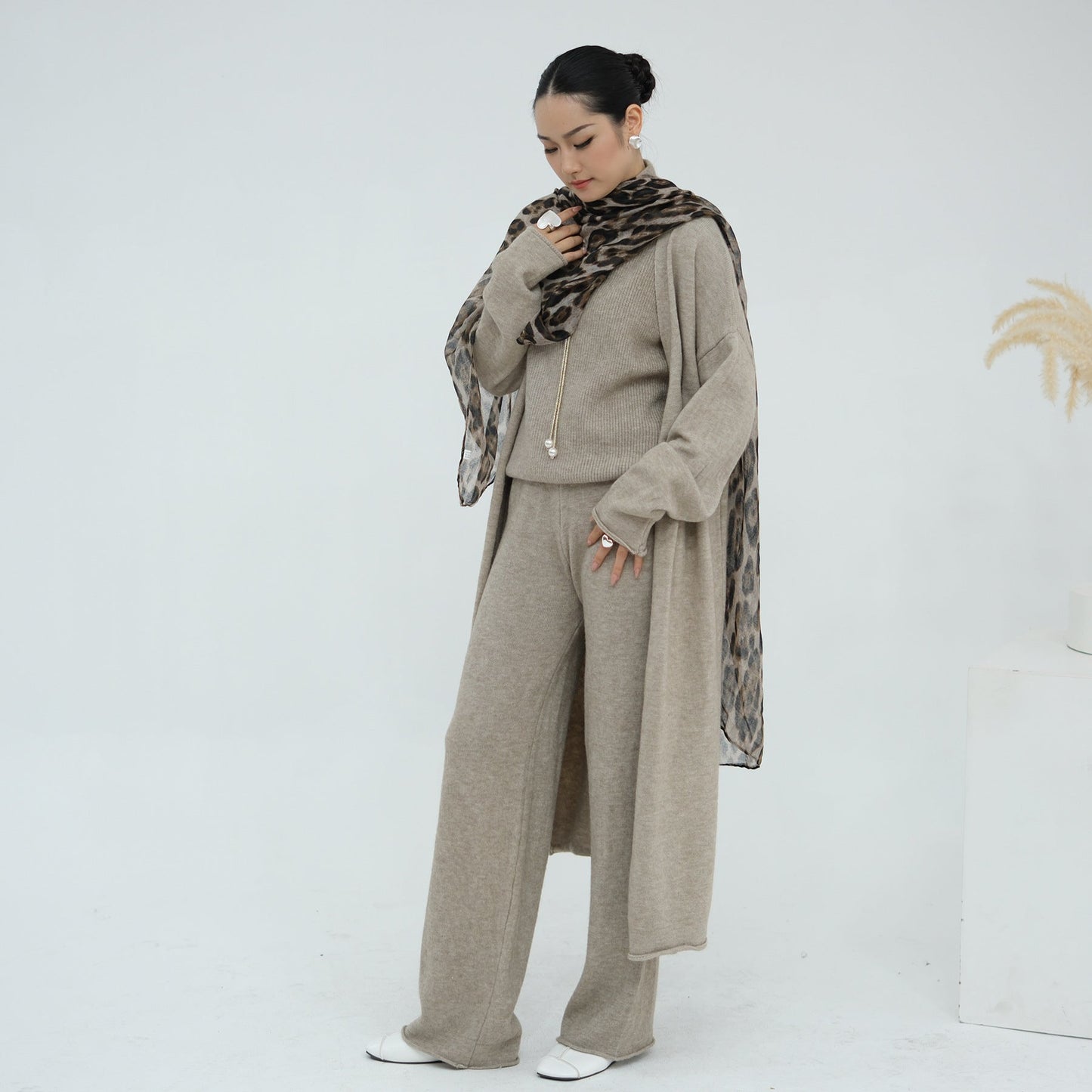 HA6603 Thickened knitted three-piece long coat set (with optional headscarf)