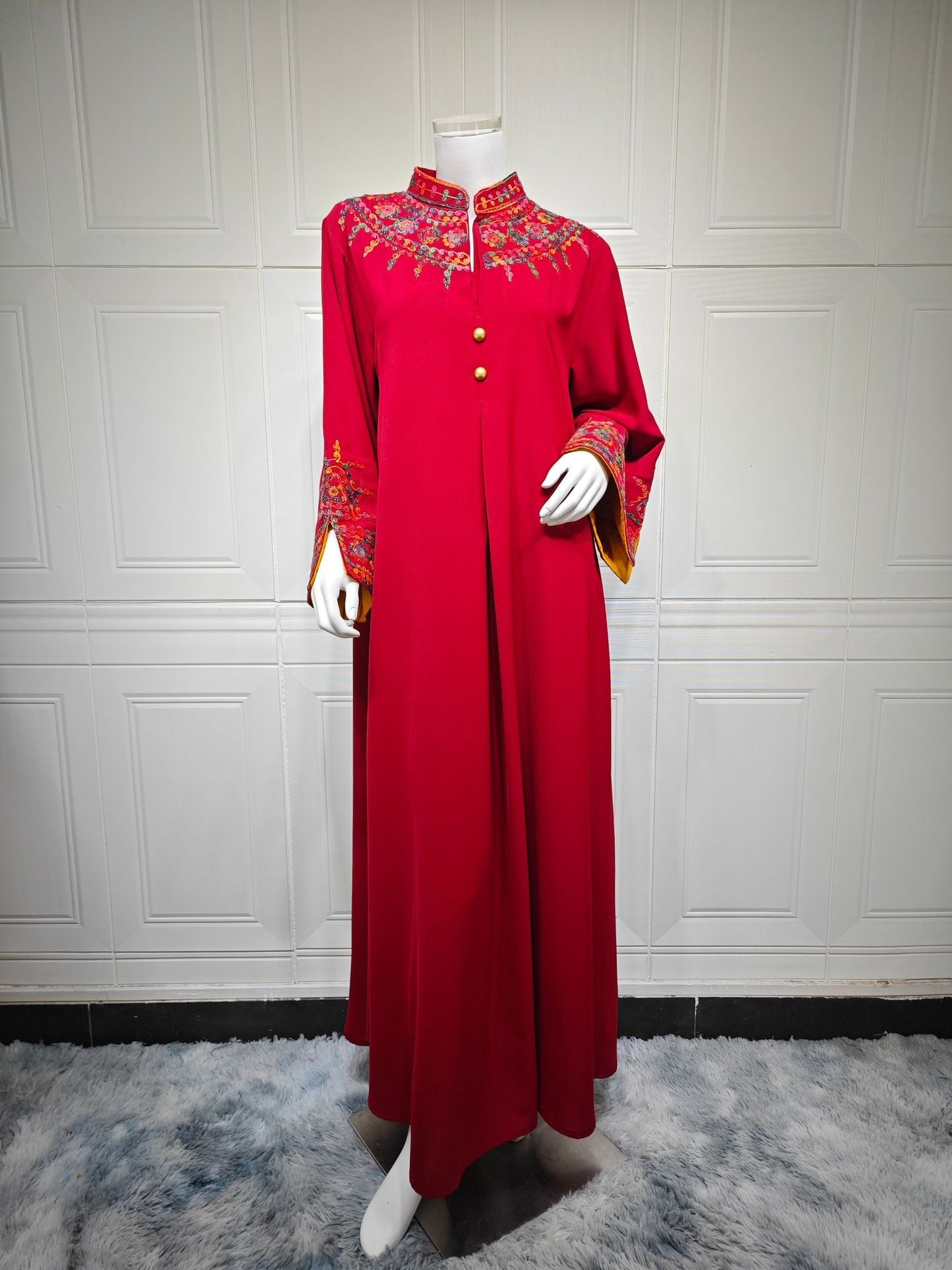 HA6655 Embroidered loose-fitting long dress | Soft drape and delicate cuff design