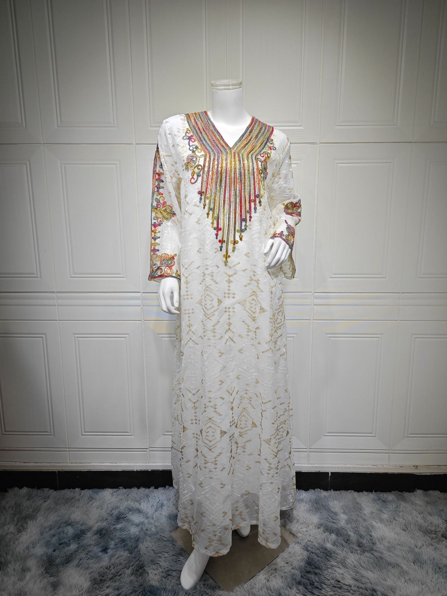 HA6658 Appliqué Patchwork Robe Dress: Lightweight Mesh Combined with Delicate Patterns