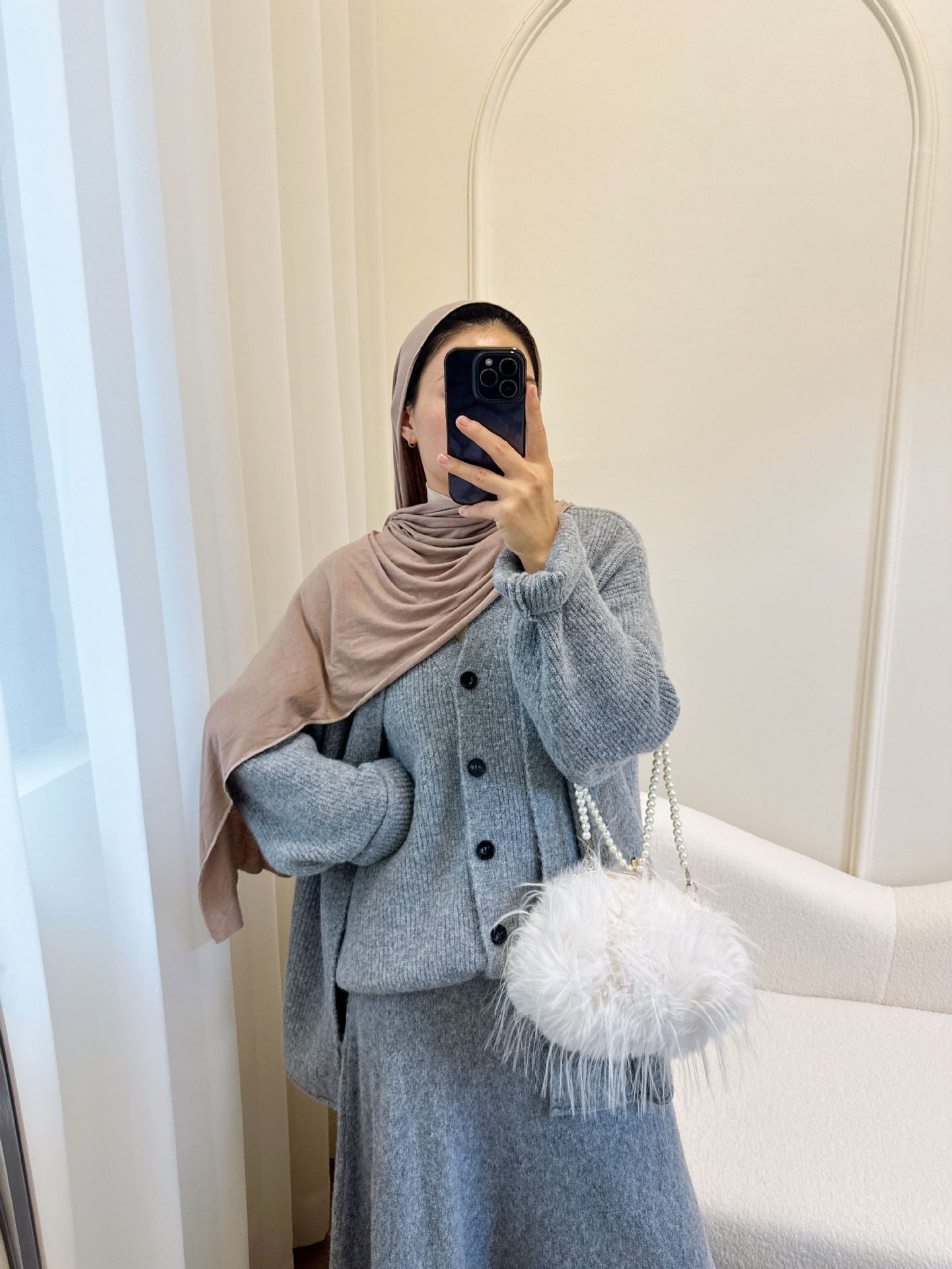 HA6596 Autumn and winter thickened knitted three-piece suit (excluding headscarf) vest + cardigan + skirt