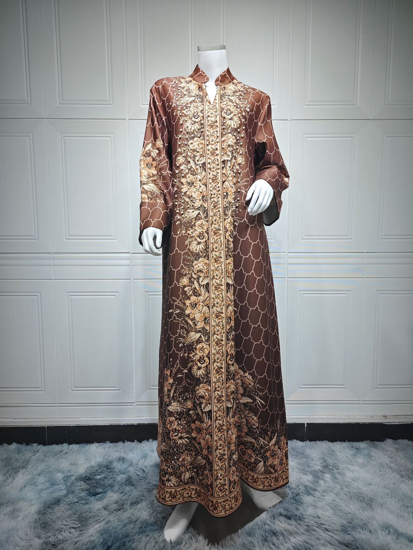 HA6654 Rhinestone-embroidered Long Robe Dress with Elegant Three-dimensional Pattern Design