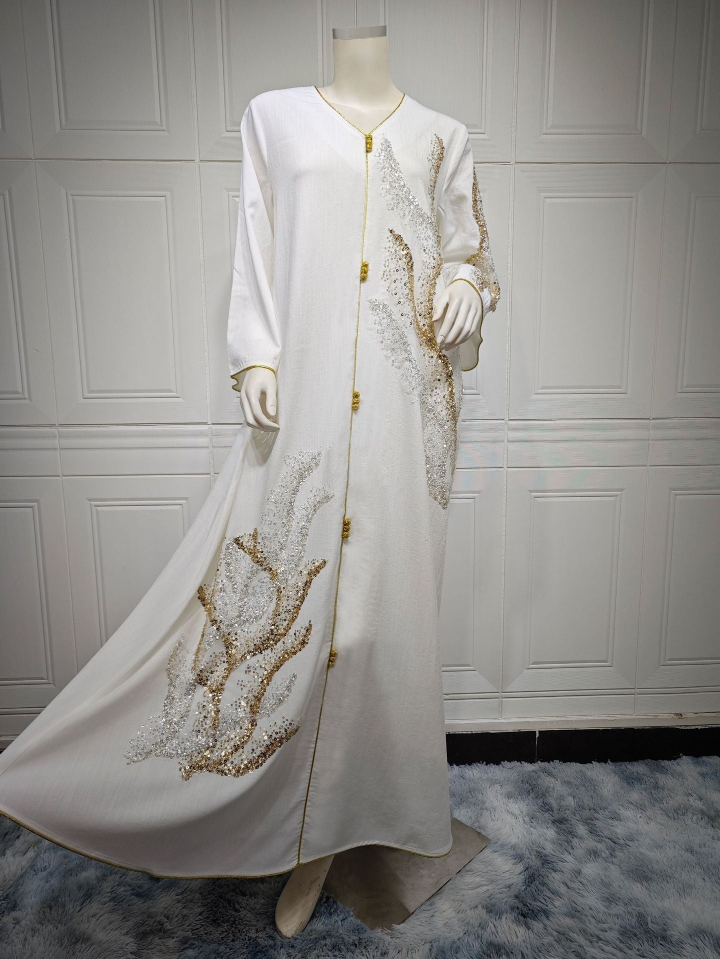 HA6659  Long-sleeved Sequined Embroidered Patchwork Dress with A Light Silhouette and Soft Color Scheme.