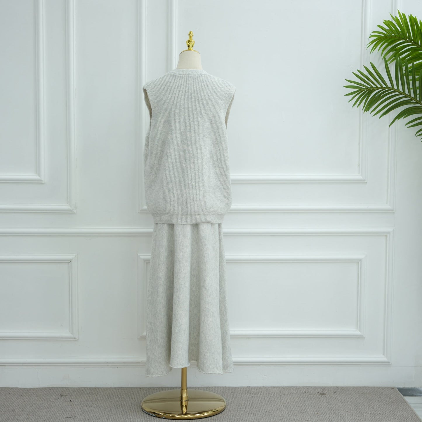 HA6596 Autumn and winter thickened knitted three-piece suit (excluding headscarf) vest + cardigan + skirt