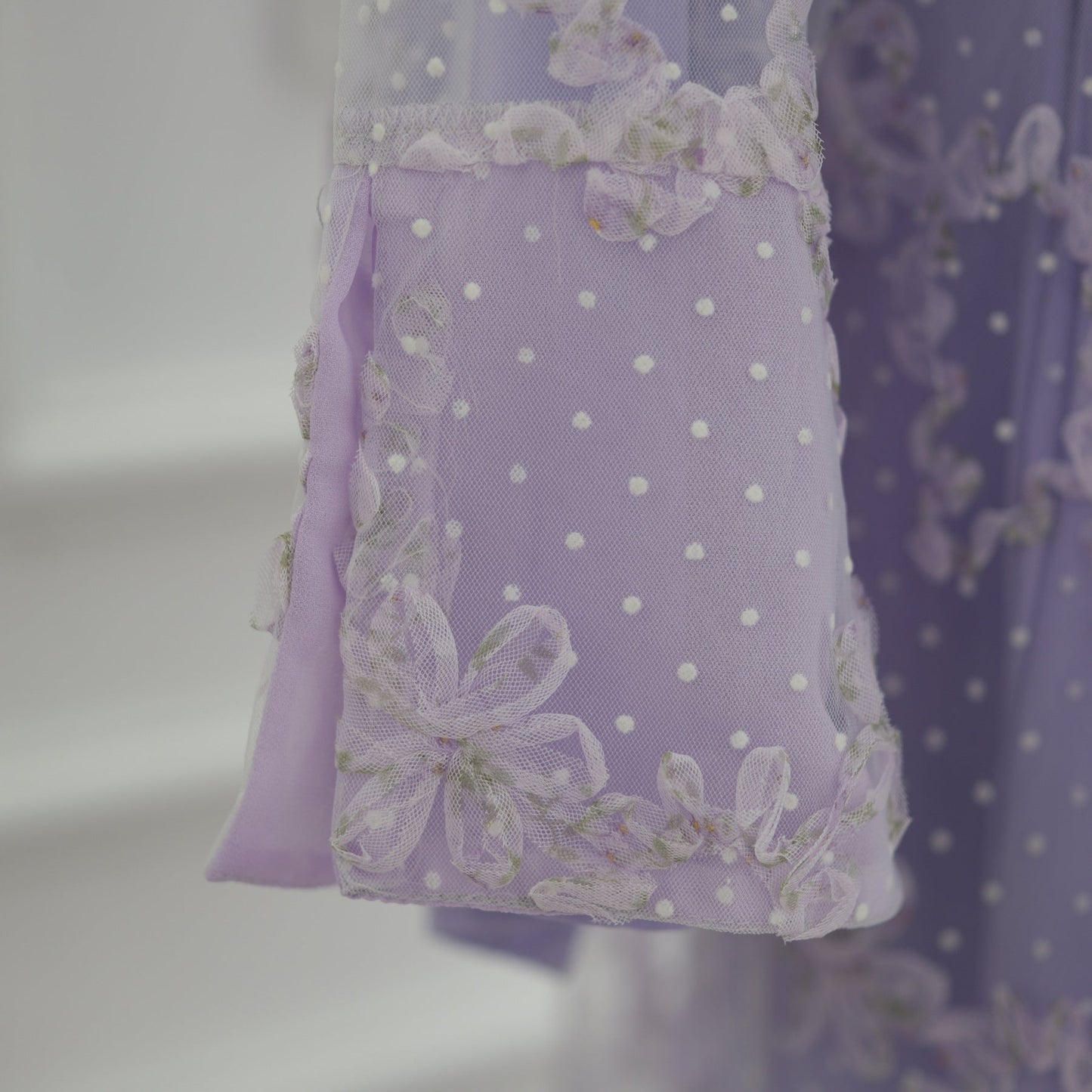 HA6622 3D flower mesh cardigan (optional headscarf and inner layer)