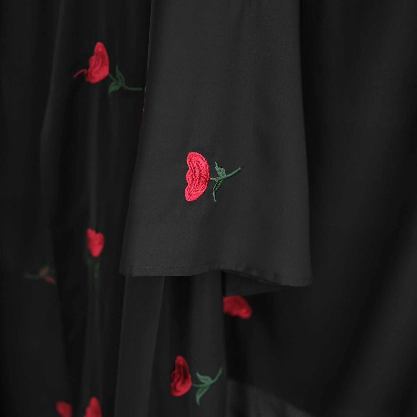 HA6631 Long cardigan with floral embroidery (headscarf optional)