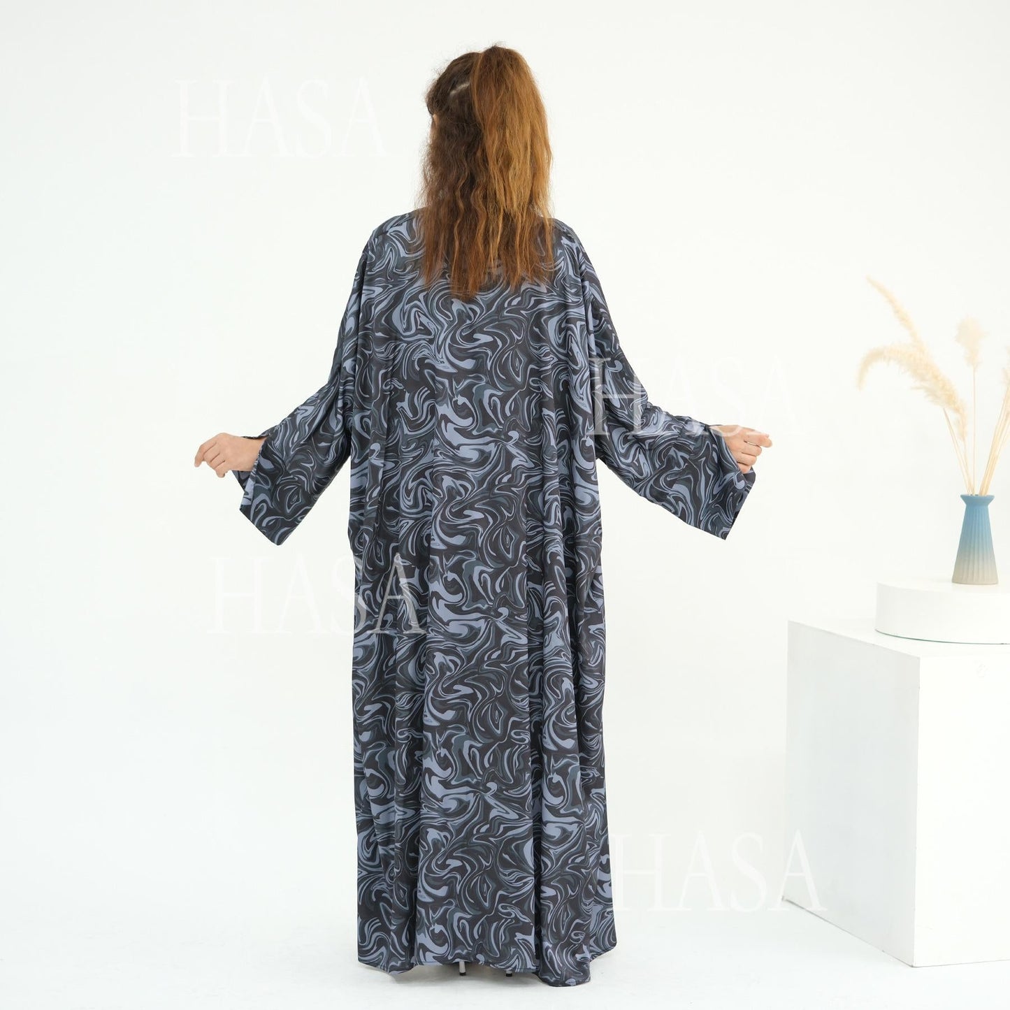 HA6555 Fashionable printed long-sleeved dress with an ankle-length cardigan style