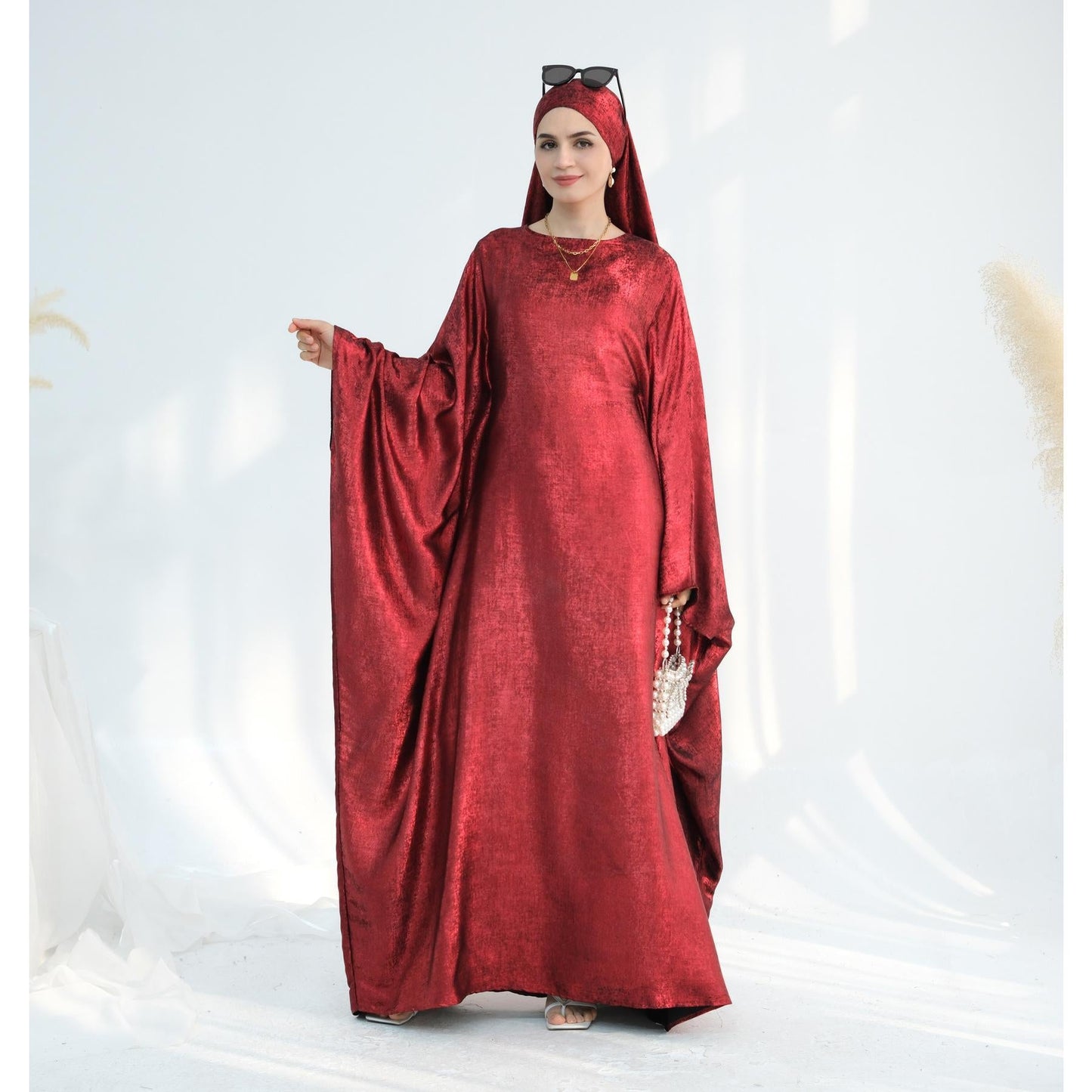 HA5878 A Glossy Dress That Combines Softness and Fluidity