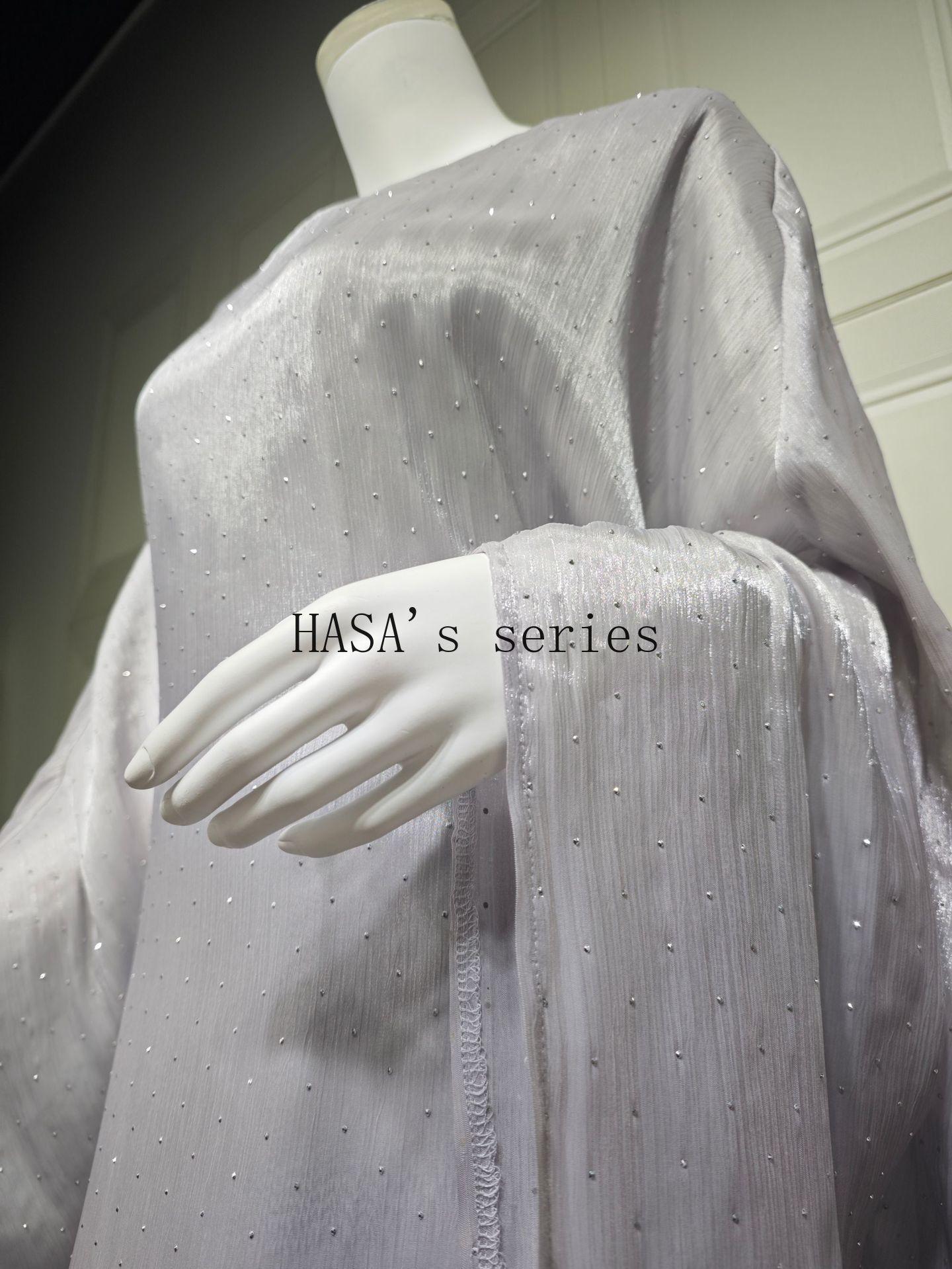 HS5105 Simple and Soft Long-sleeved Pullover Dress with A Waist-length Design, in A Solid Color for Everyday Wear.