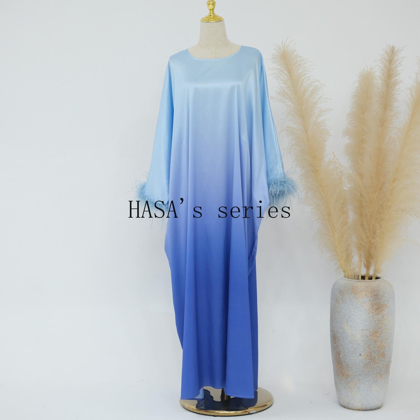 HS5108 Elegant long dress with gradient color waist design and batwing sleeves.