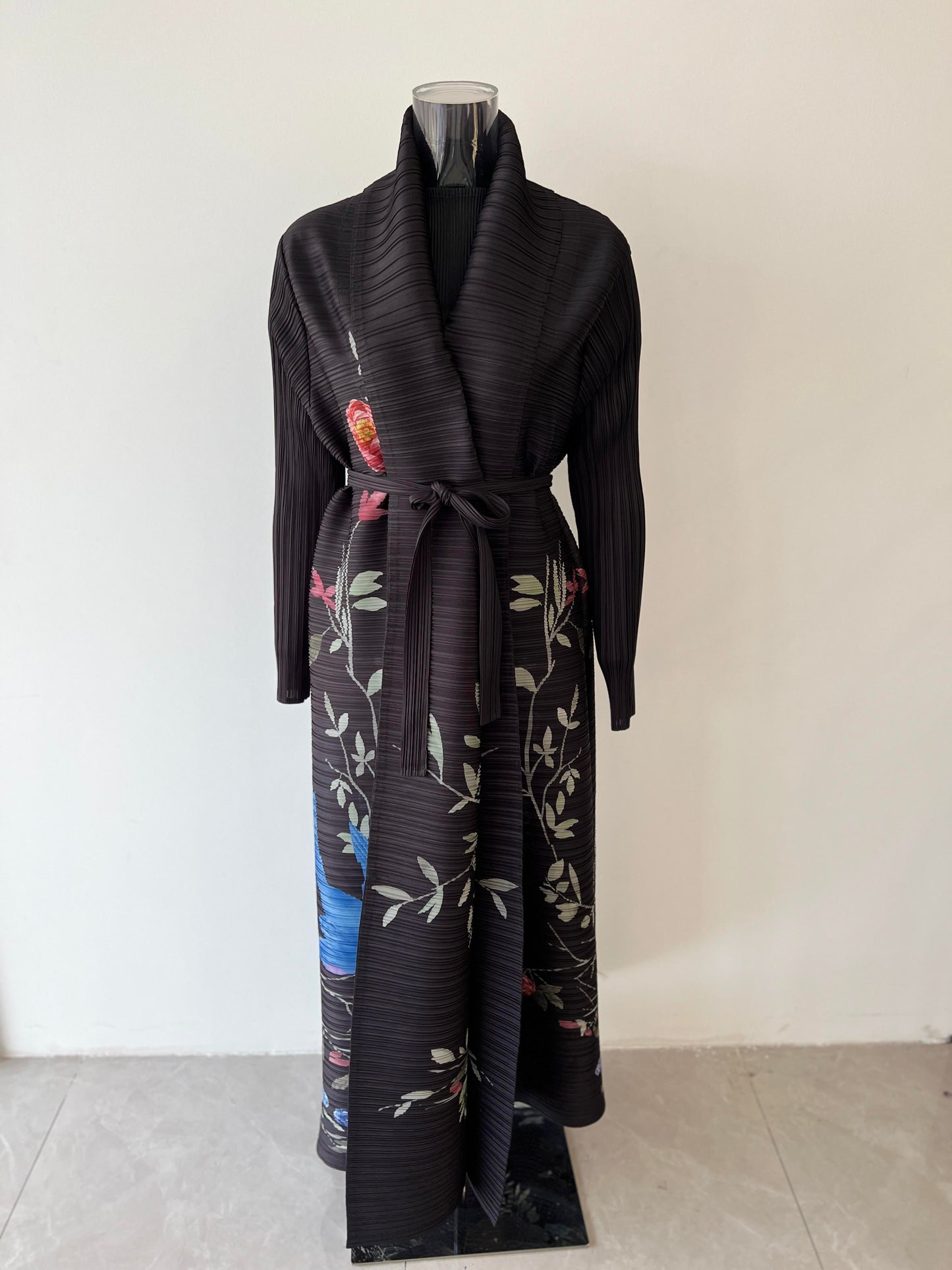 HS6707 Midnight Serenade ,Black Abaya with Striking Bird Embroidery