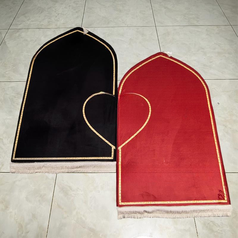 HA1238 2pcs Set Heart-Shaped Flannel Printed Blanket and Prayer Mat