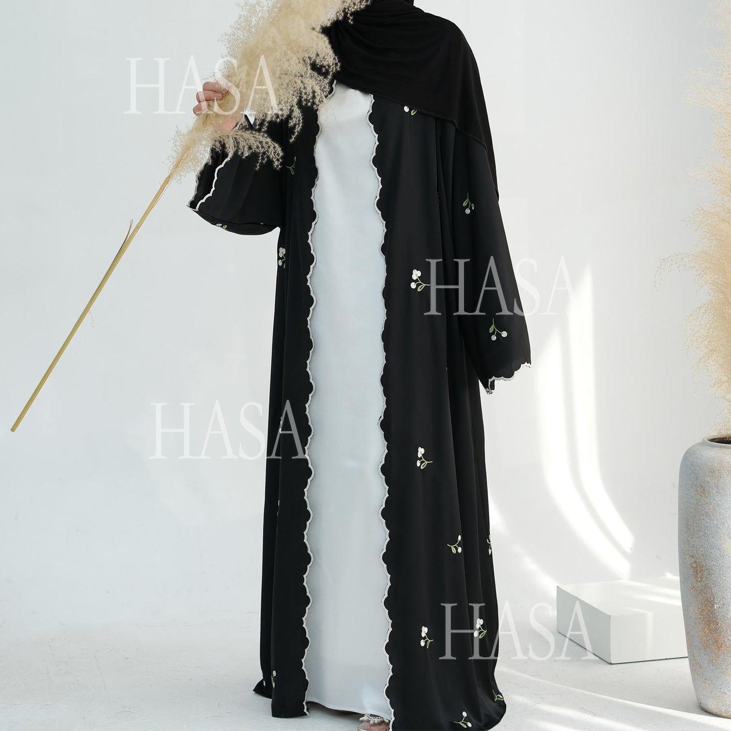 HA6472 Longline Cardigan with Delicate Floral Details and Curved Edging