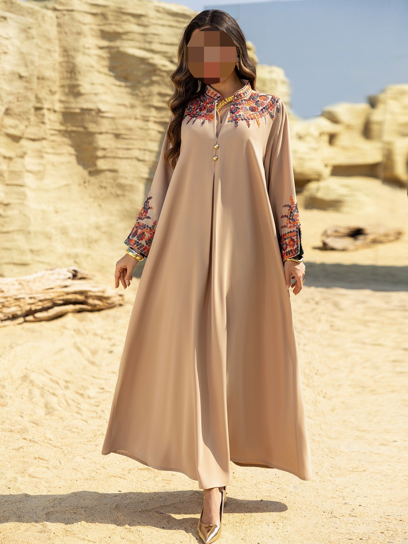 HA6655 Embroidered loose-fitting long dress | Soft drape and delicate cuff design