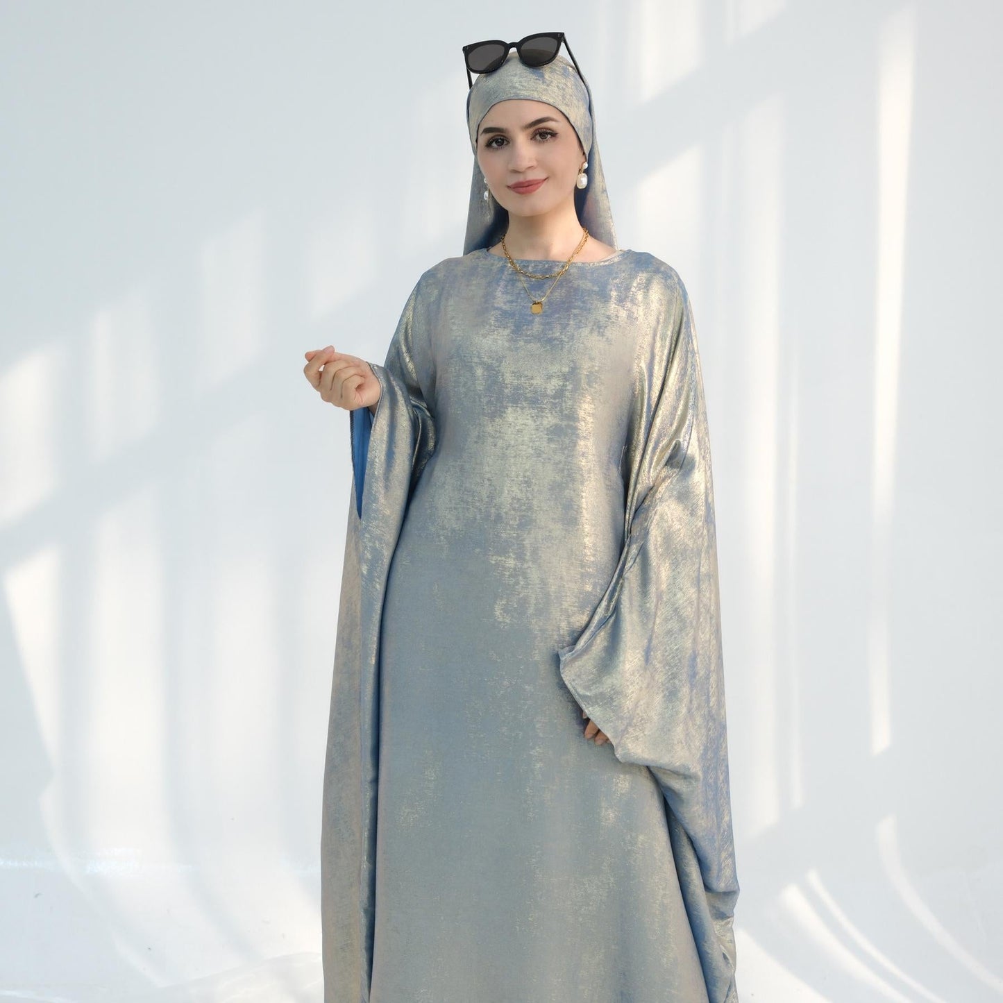 HA5878 A Glossy Dress That Combines Softness and Fluidity