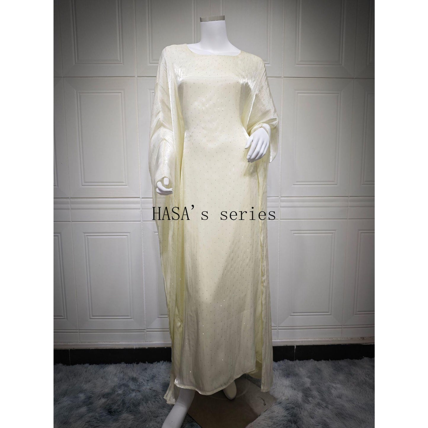 HS5105 Simple and Soft Long-sleeved Pullover Dress with A Waist-length Design, in A Solid Color for Everyday Wear.