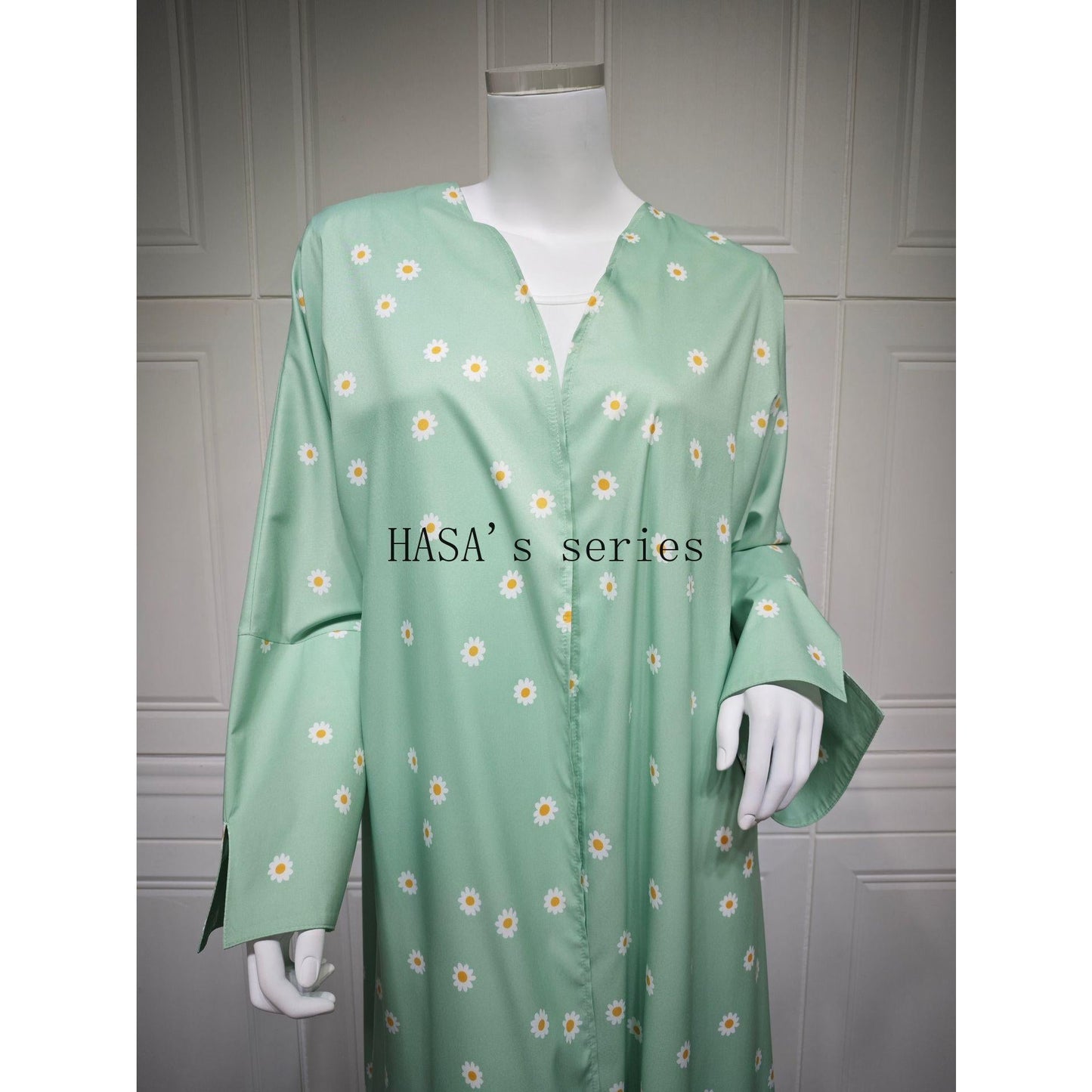 HS5104 Fresh and stylish printed loose-fitting cardigan, a long-sleeved, flowing long coat.