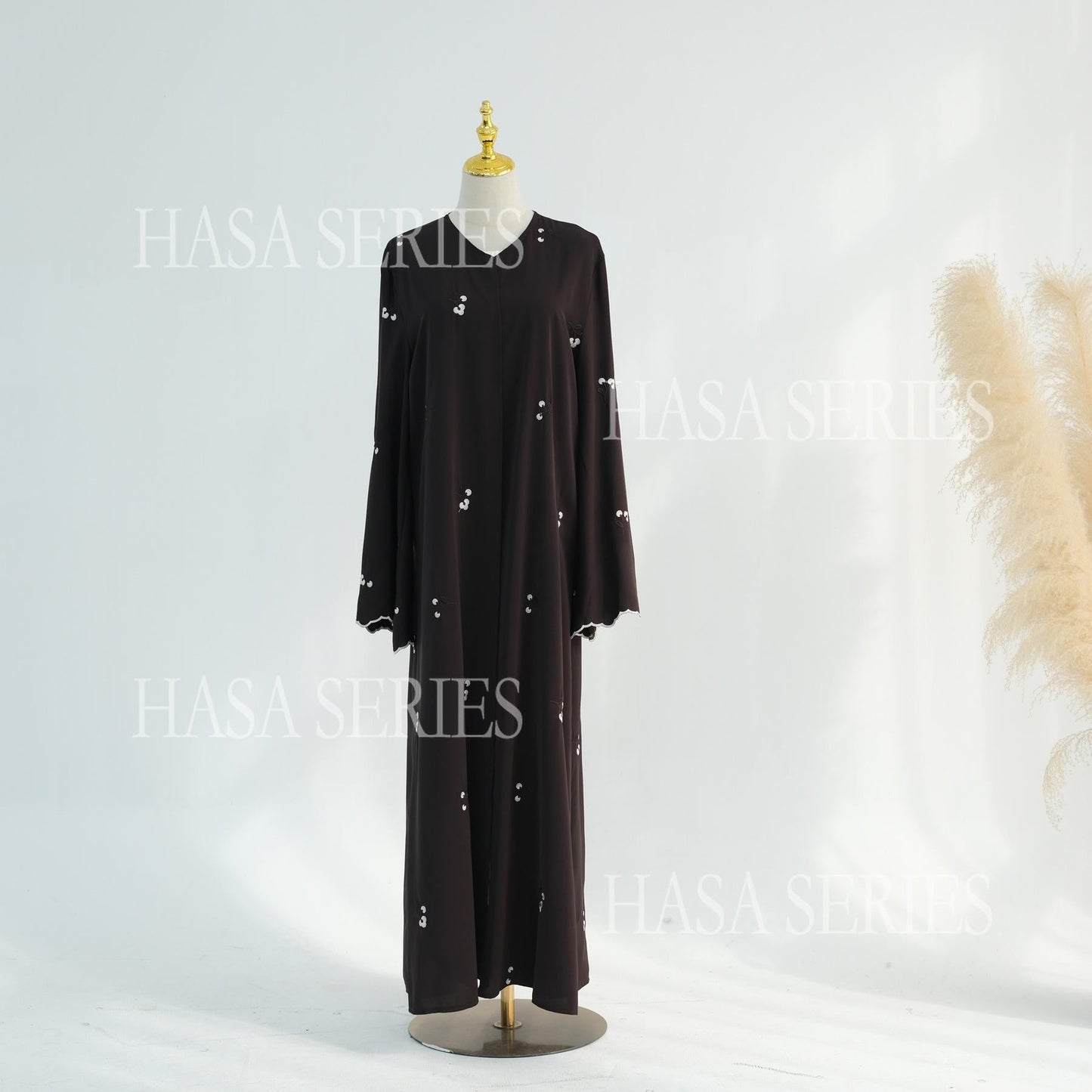 HASASERIES HS6682 Embroidered Floral Pattern Long Cardigan