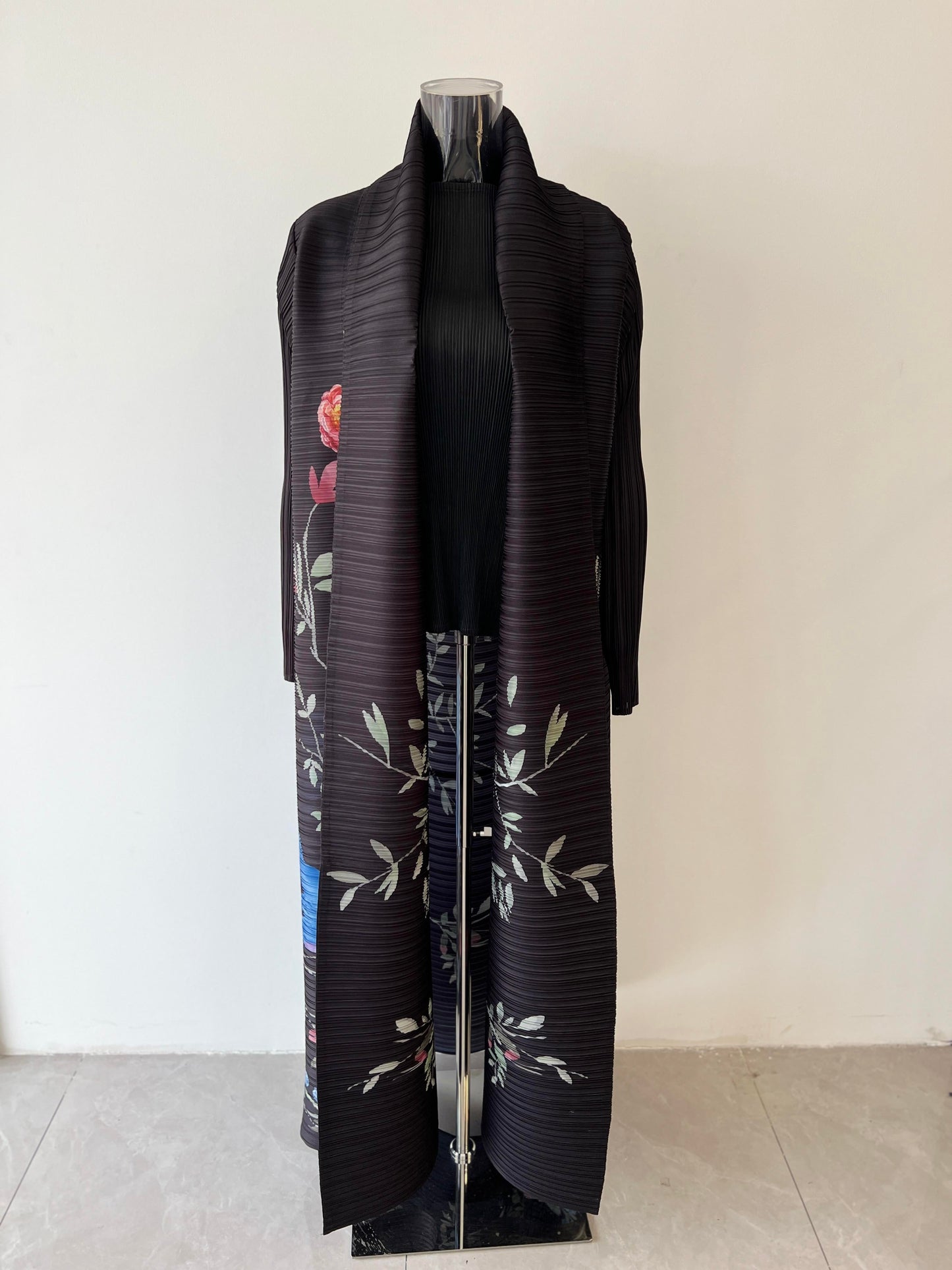 HS6707 Midnight Serenade ,Black Abaya with Striking Bird Embroidery