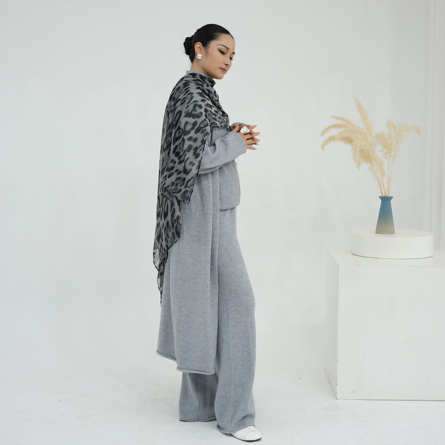 HA6603 Thickened knitted three-piece long coat set (with optional headscarf)