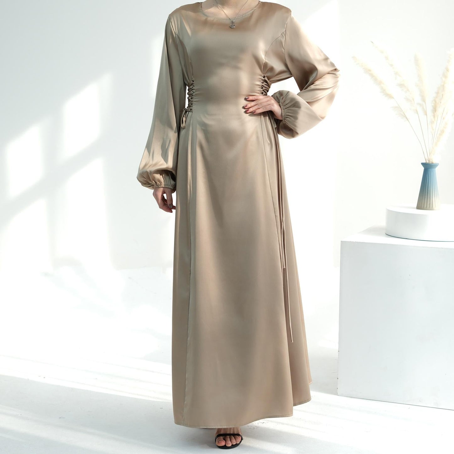 HAYA HAYA0991 Solid Color High-necked Slim Elegant Dress