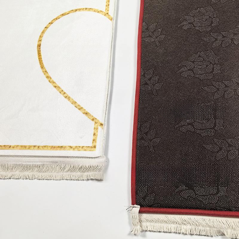 HA1238 2pcs Set Heart-Shaped Flannel Printed Blanket and Prayer Mat